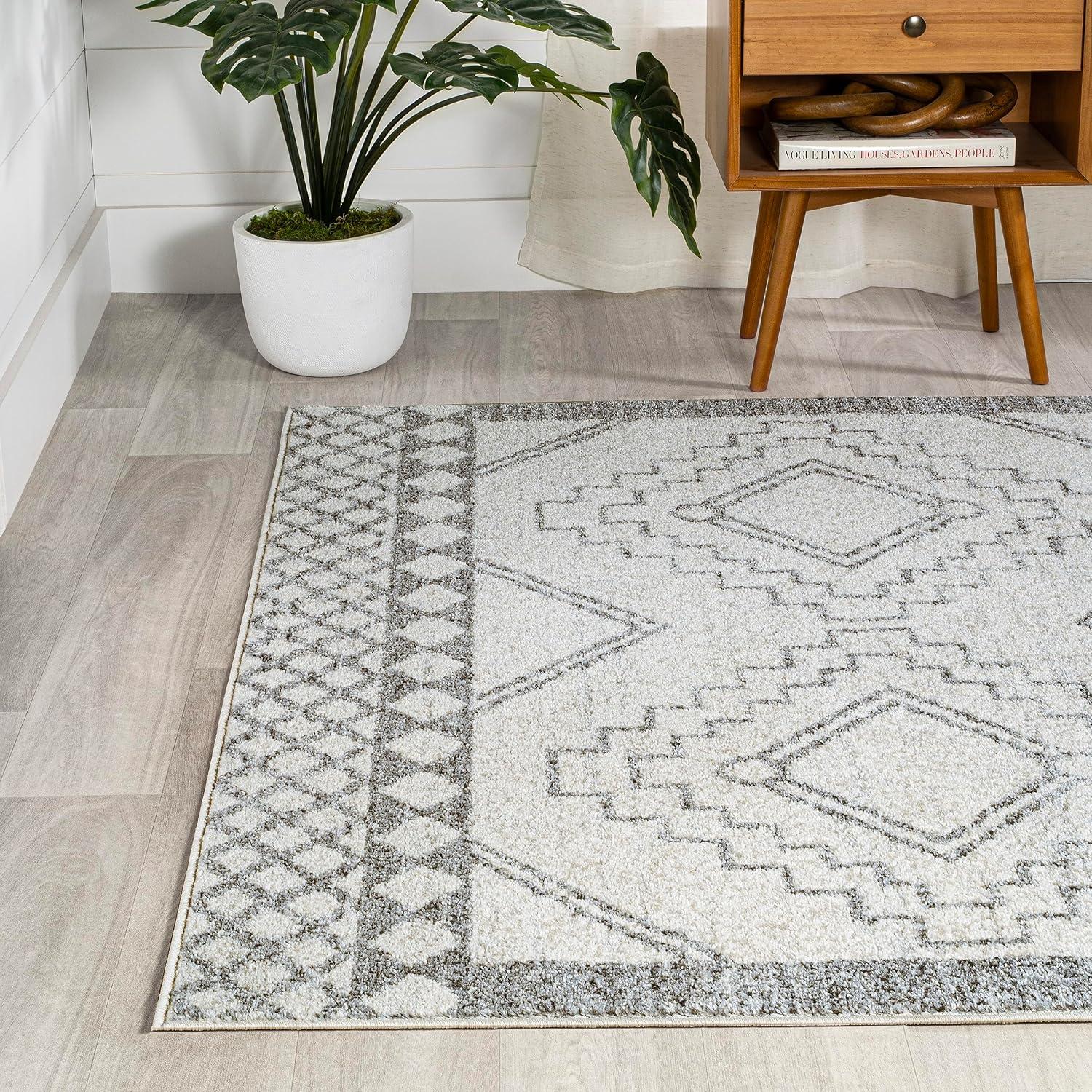 JONATHAN Y Amir Moroccan Beni Souk Cream/Gray 5 ft. x 8 ft. Area Rug