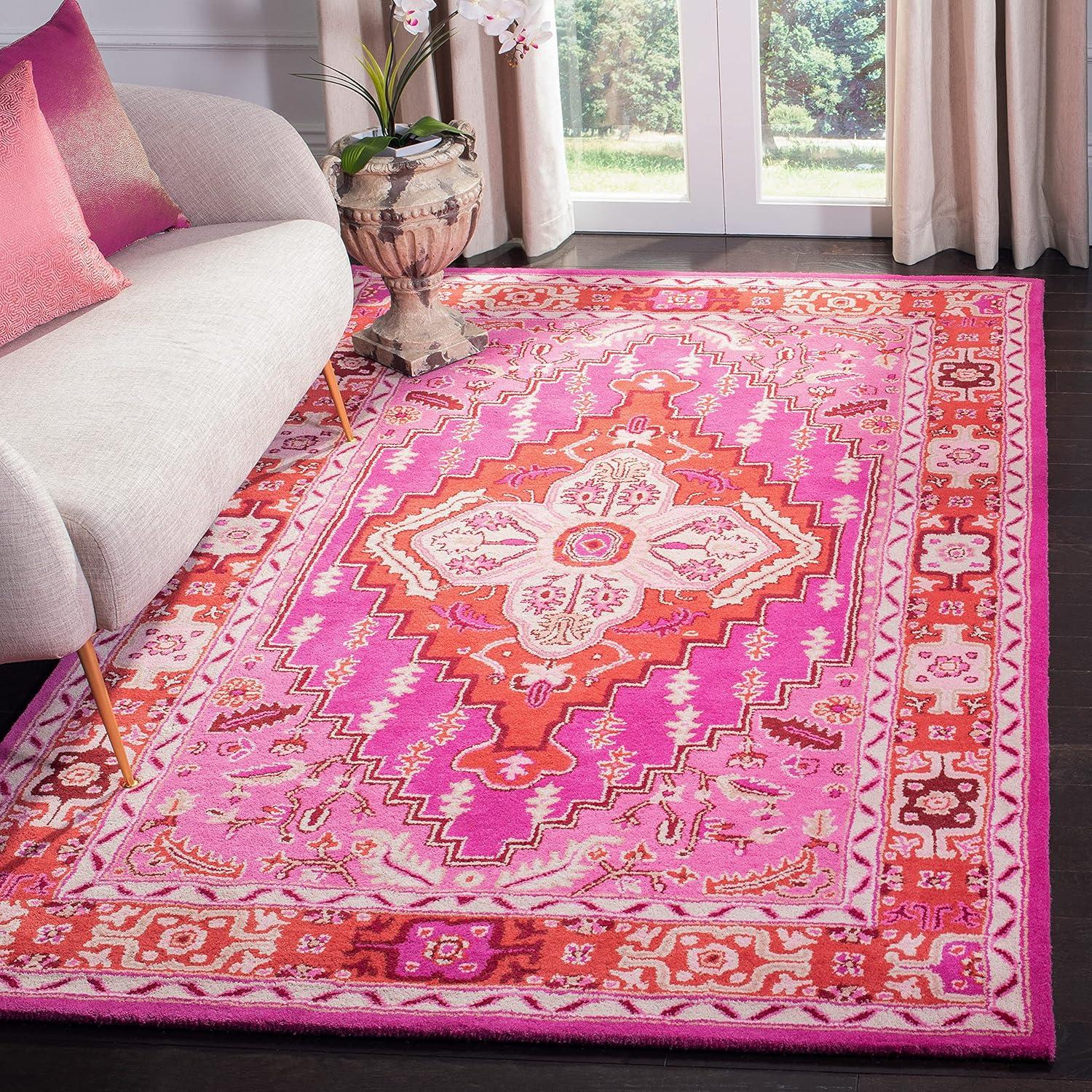 Handmade Bohemian Chic Red & Pink Wool Area Rug - 4' x 6'