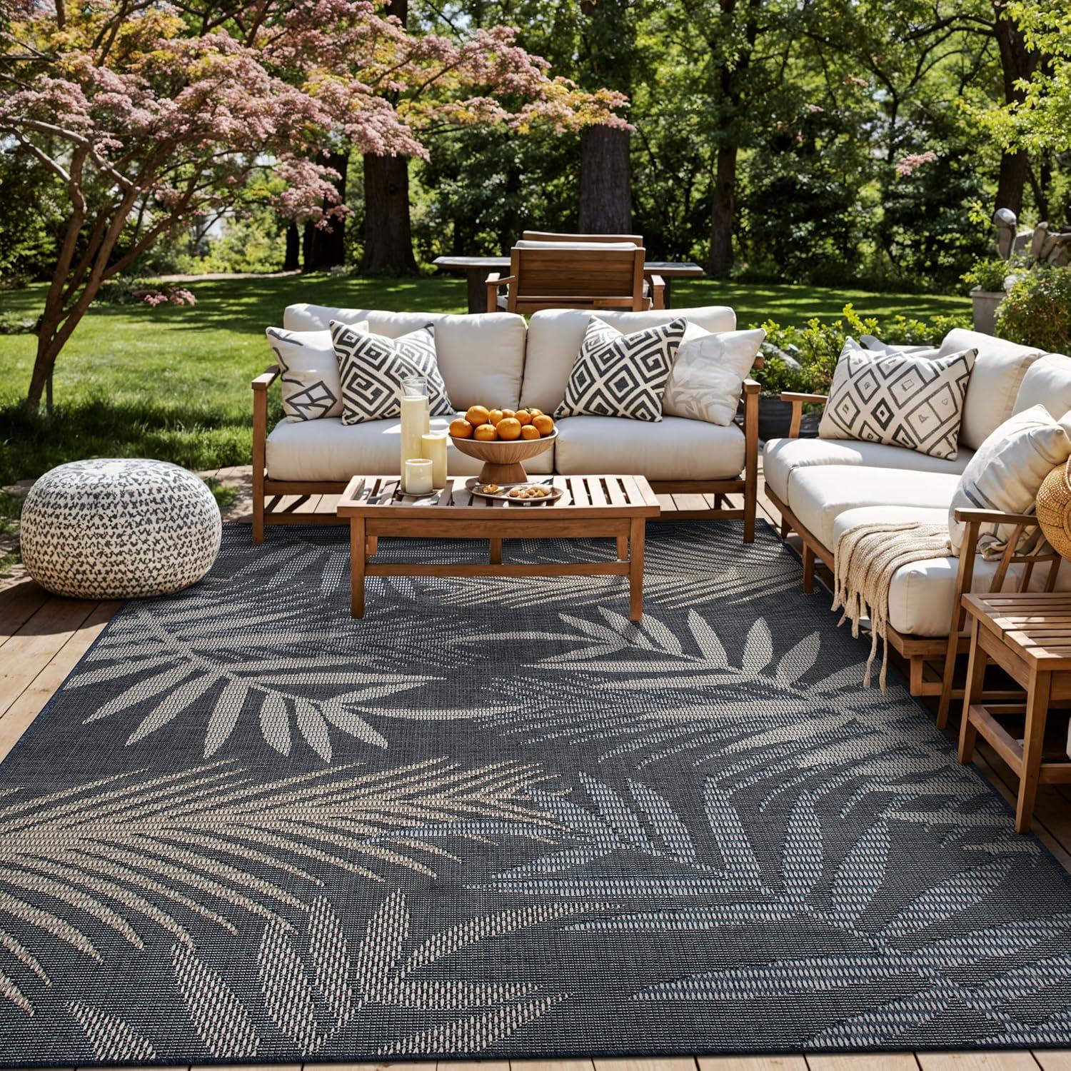 World Rug Gallery Bahama Palm Frond Indoor/Outdoor Area Rug - Blue 5' x 7'