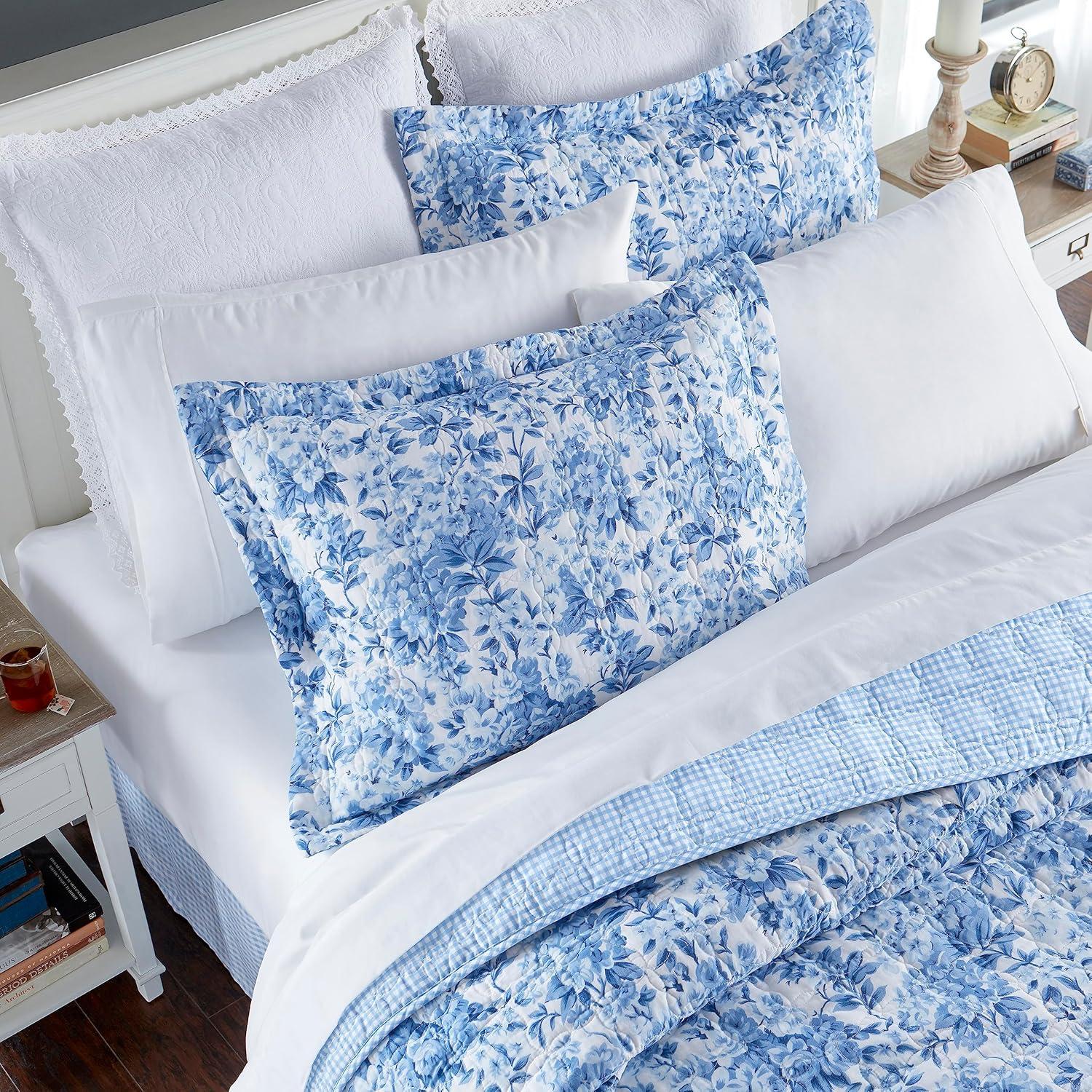 Brighton Blue Cotton Reversible Twin Quilt Set