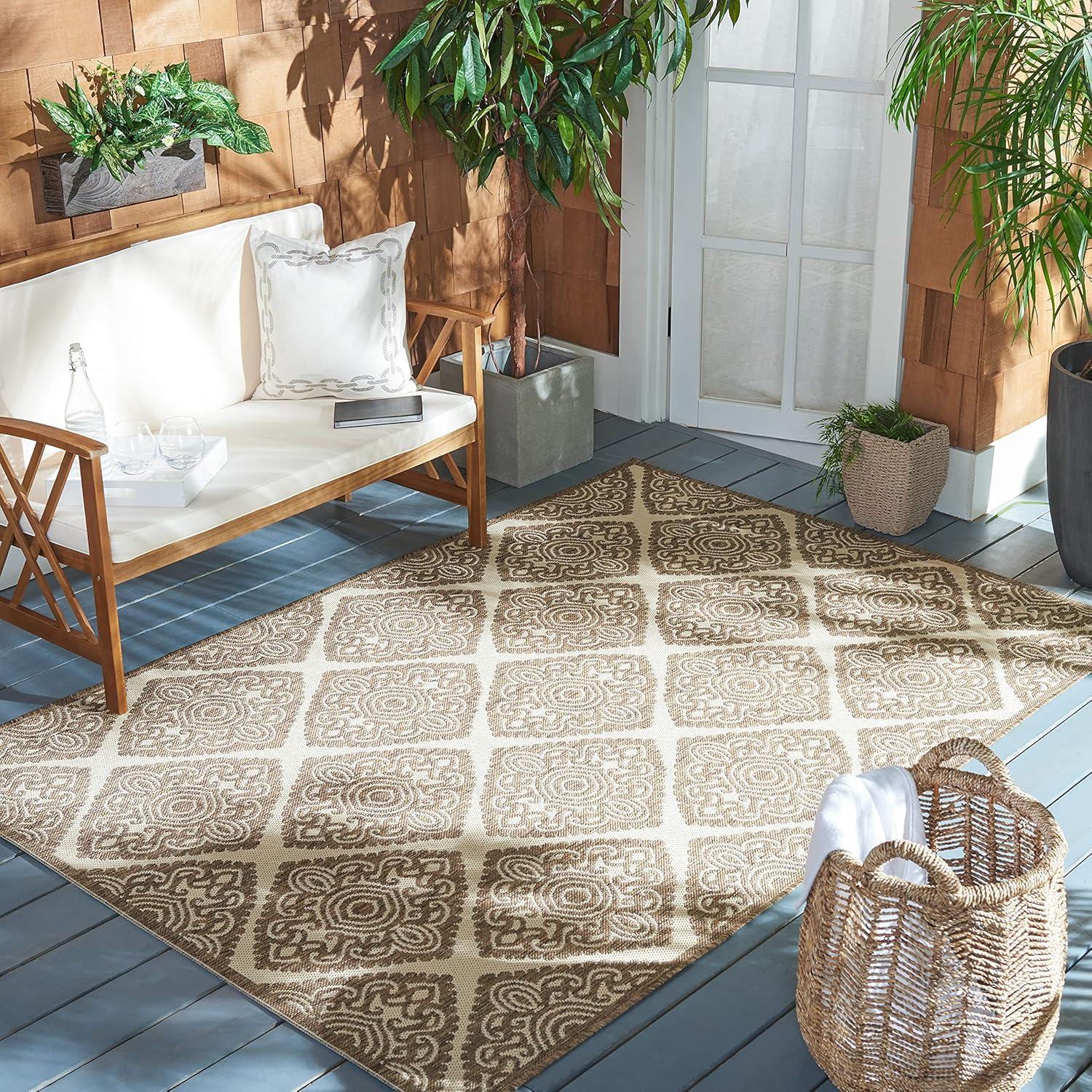 Cream and Beige Geometric Indoor/Outdoor Area Rug 5'3" x 7'6"