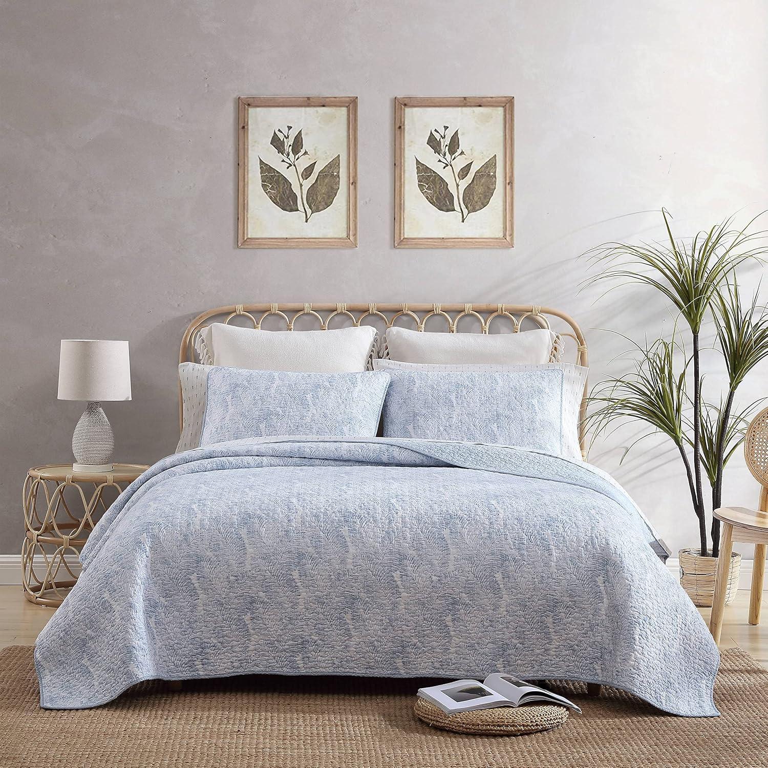 Blue Cotton Reversible Full Quilt Set with Shams