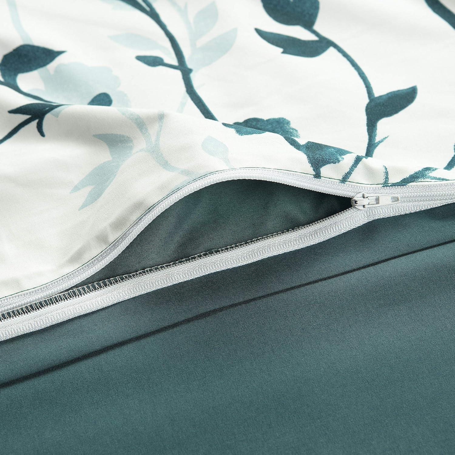 Chanasya Reversible Duvet Cover Set