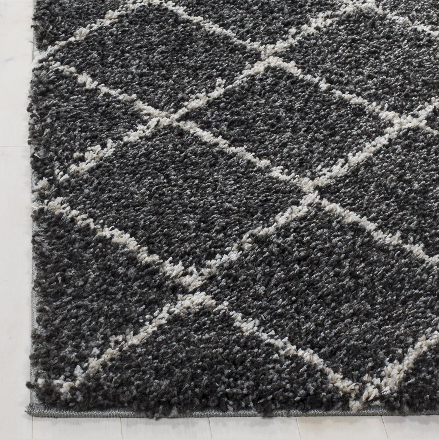 Safavieh Arizona Wayra Geometric Diamonds Shag Area Rug or Runner