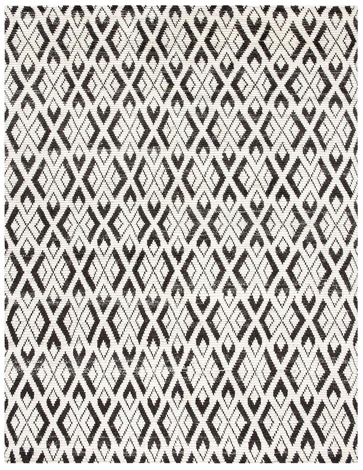 Ivory and Black Hand-Knotted Wool 6' x 9' Area Rug
