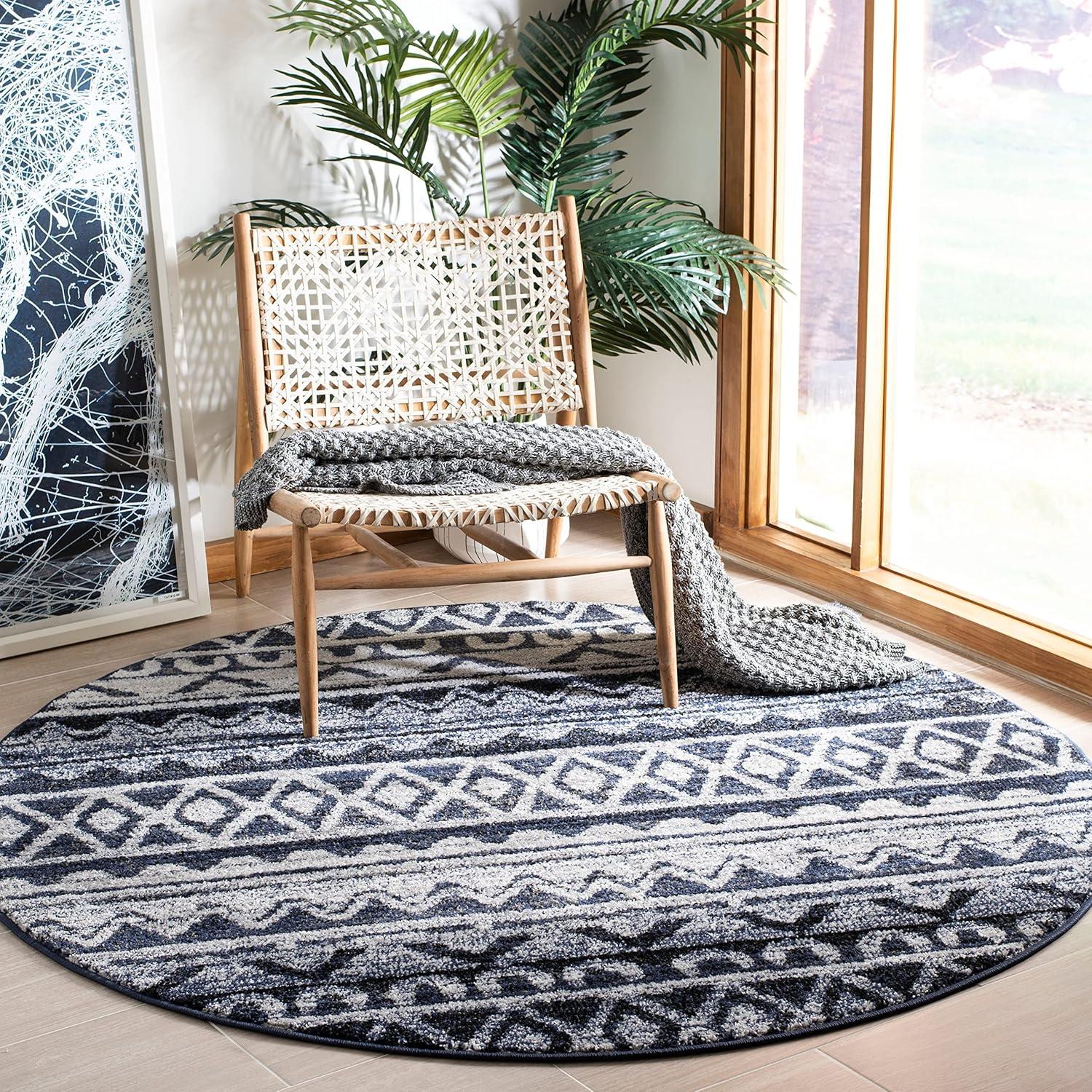 Adirondack ADR119 Machine Made Indoor Runner - Ivory/Silver - 2'-6"x12' - Safavieh