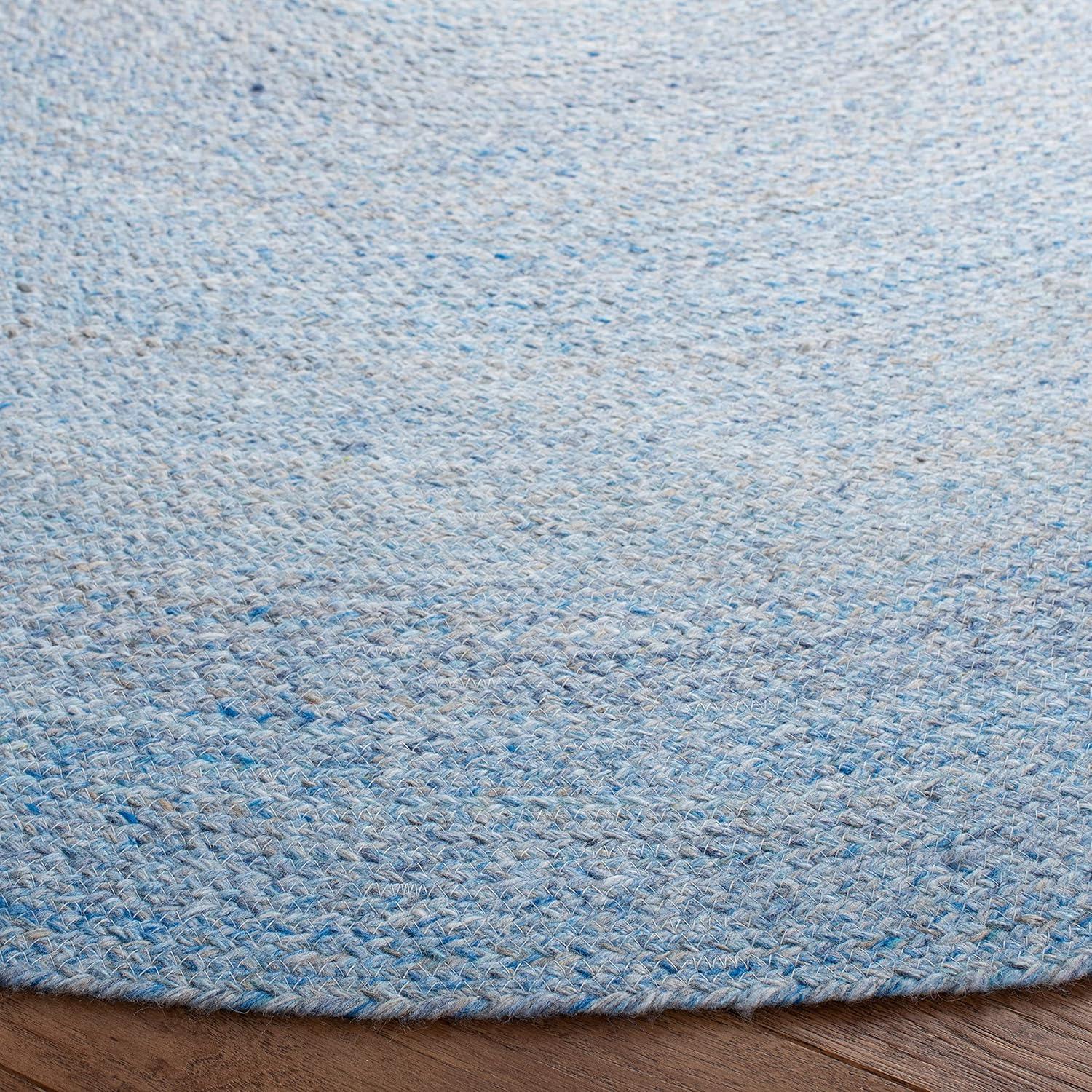 Braided BRD851 Hand Braided Area Rug - Blue/Grey - 5' round - Safavieh.