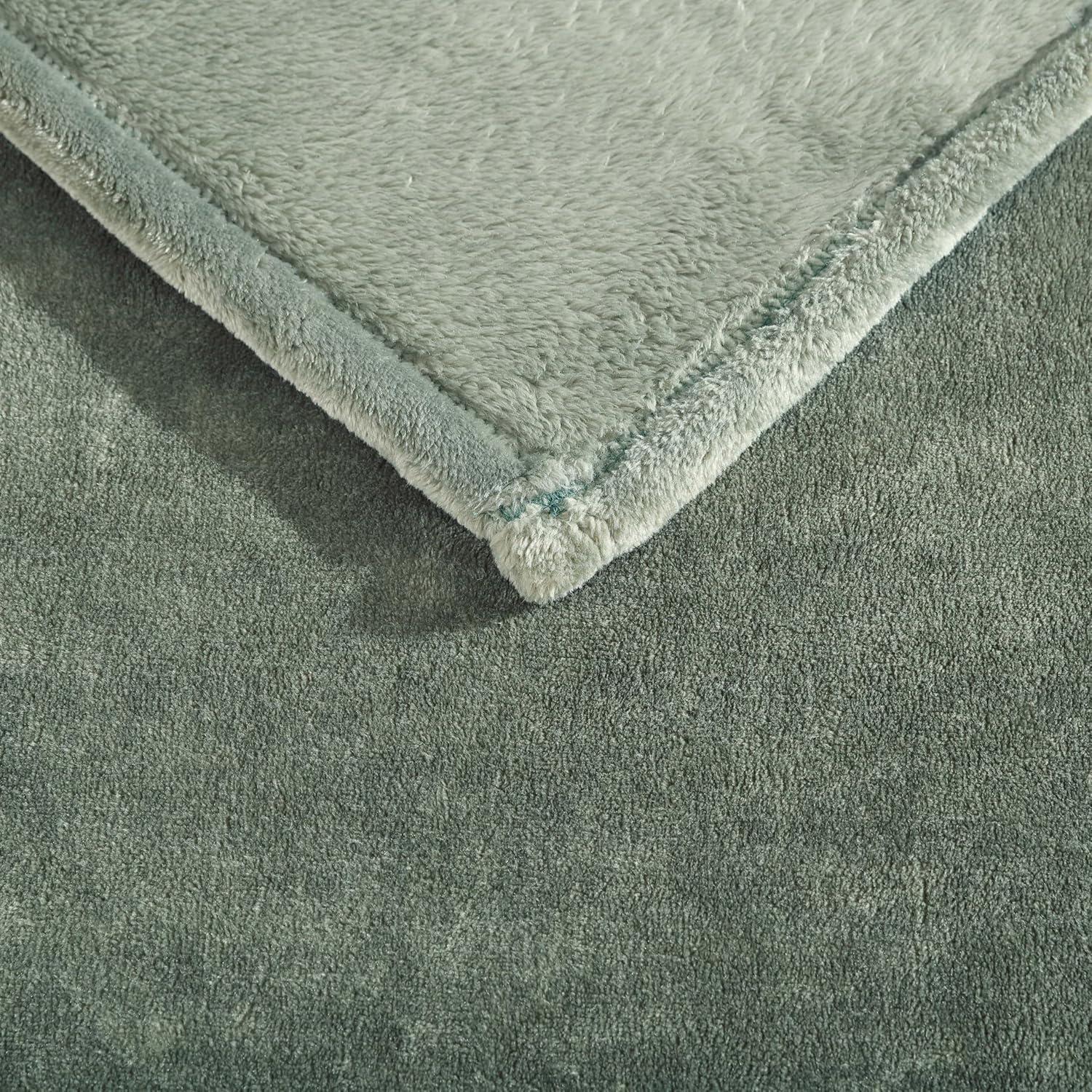 Eddie Bauer Eddie Bauer Ultra Lux Plush Solid Throw Blankets