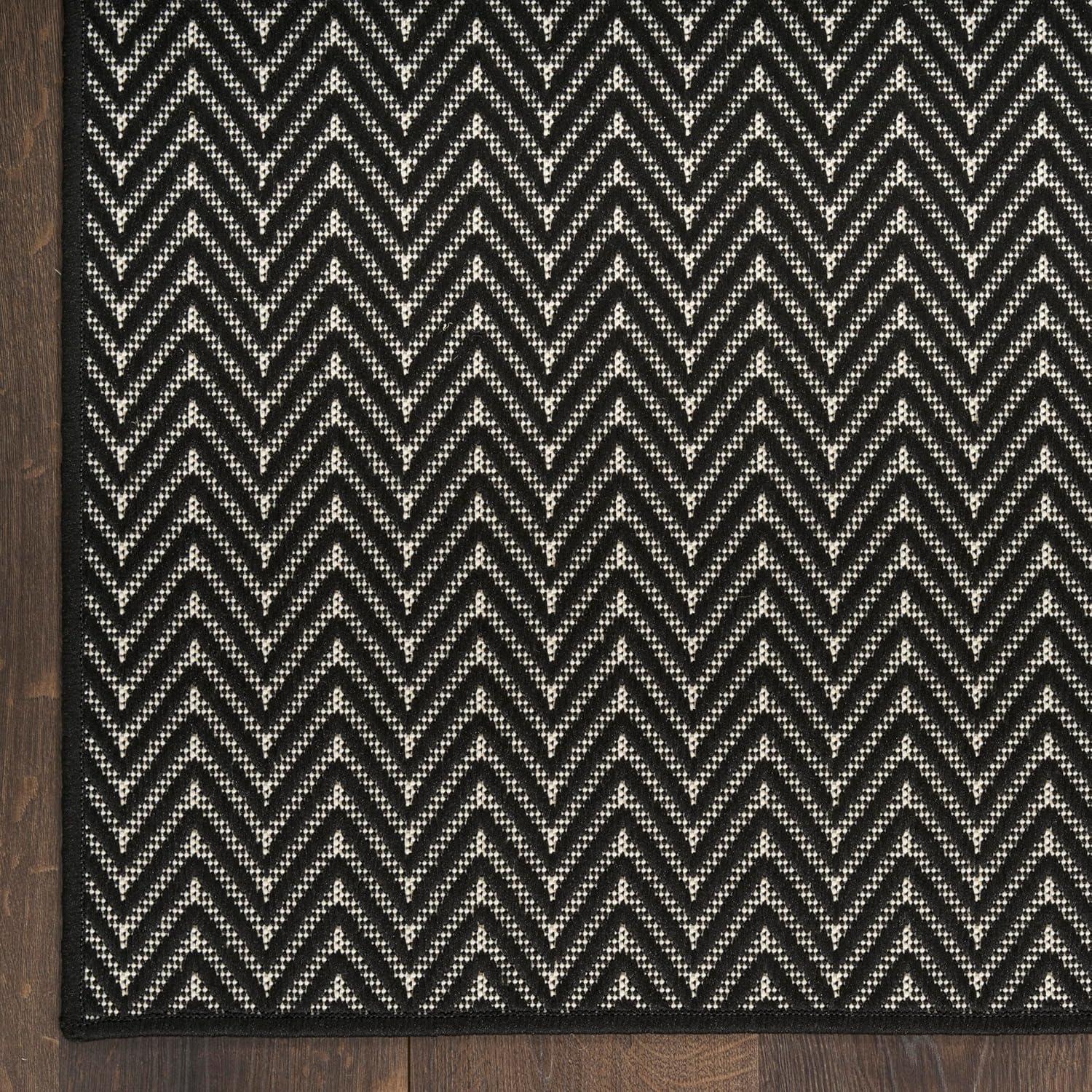 Nourison Horizon Indoor/Outdoor 2' x 6' Black Modern Rug