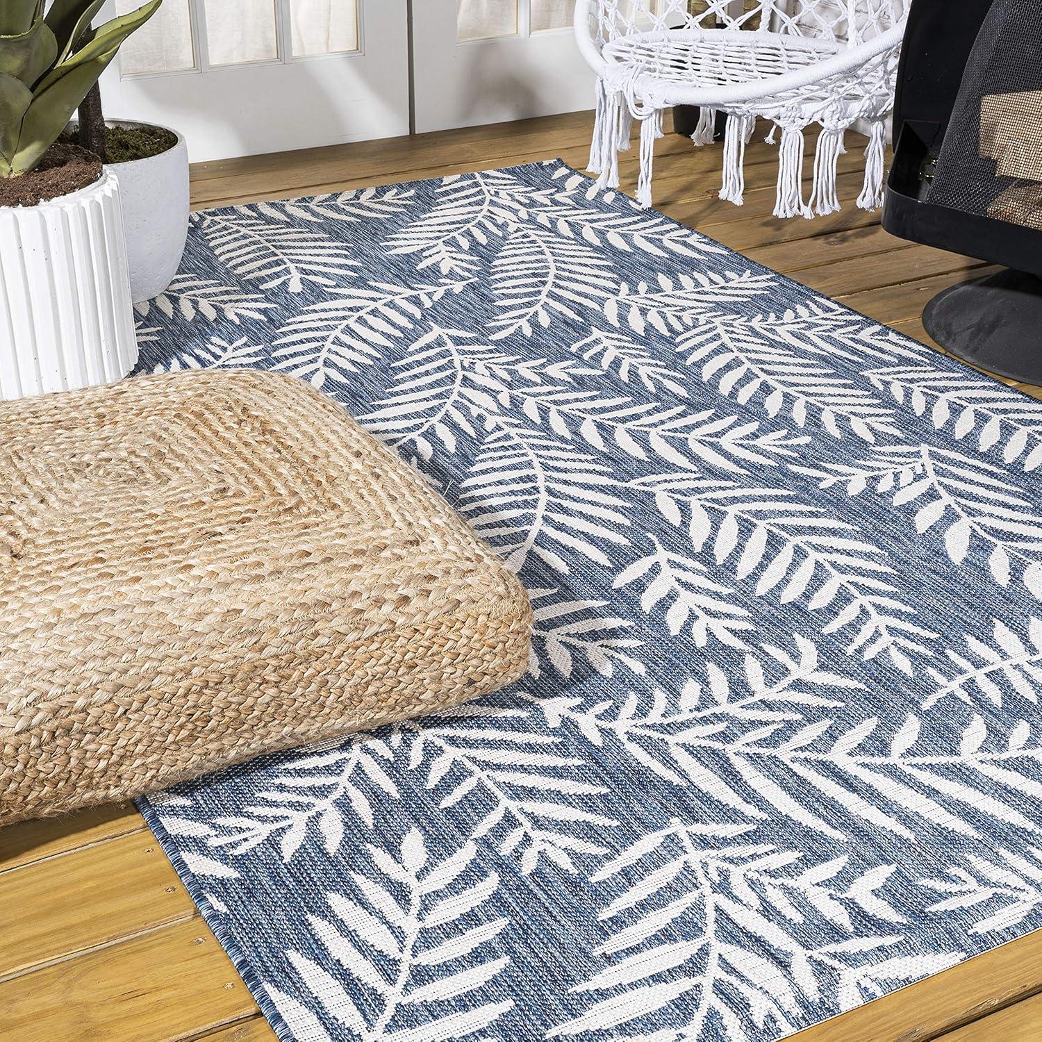Ivory and Navy Palm Frond 4' x 6' Reversible Outdoor Rug