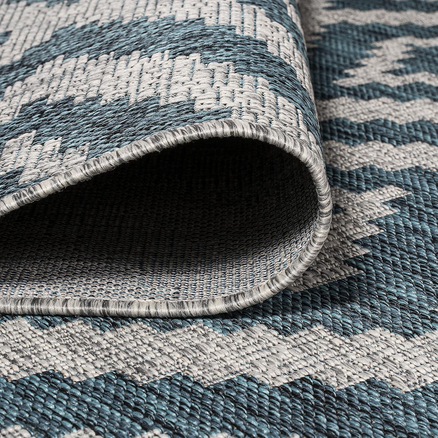 Reversible Sintra Diamond Blue/Gray Geometric Indoor/Outdoor Rug