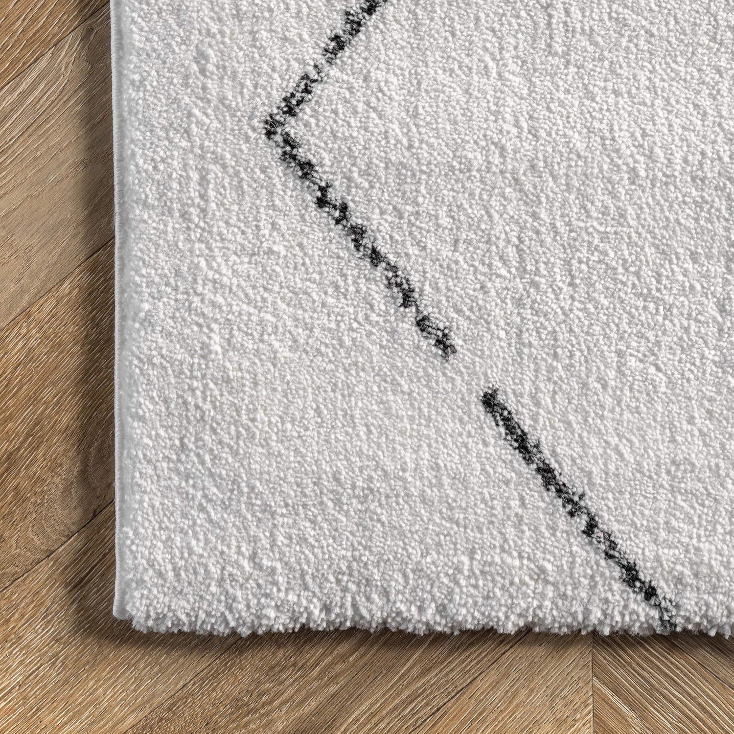 Nuloom Hand Tufted Corinth Shags Indoor Area Rug - Natural 3' 6" x 5' 6"