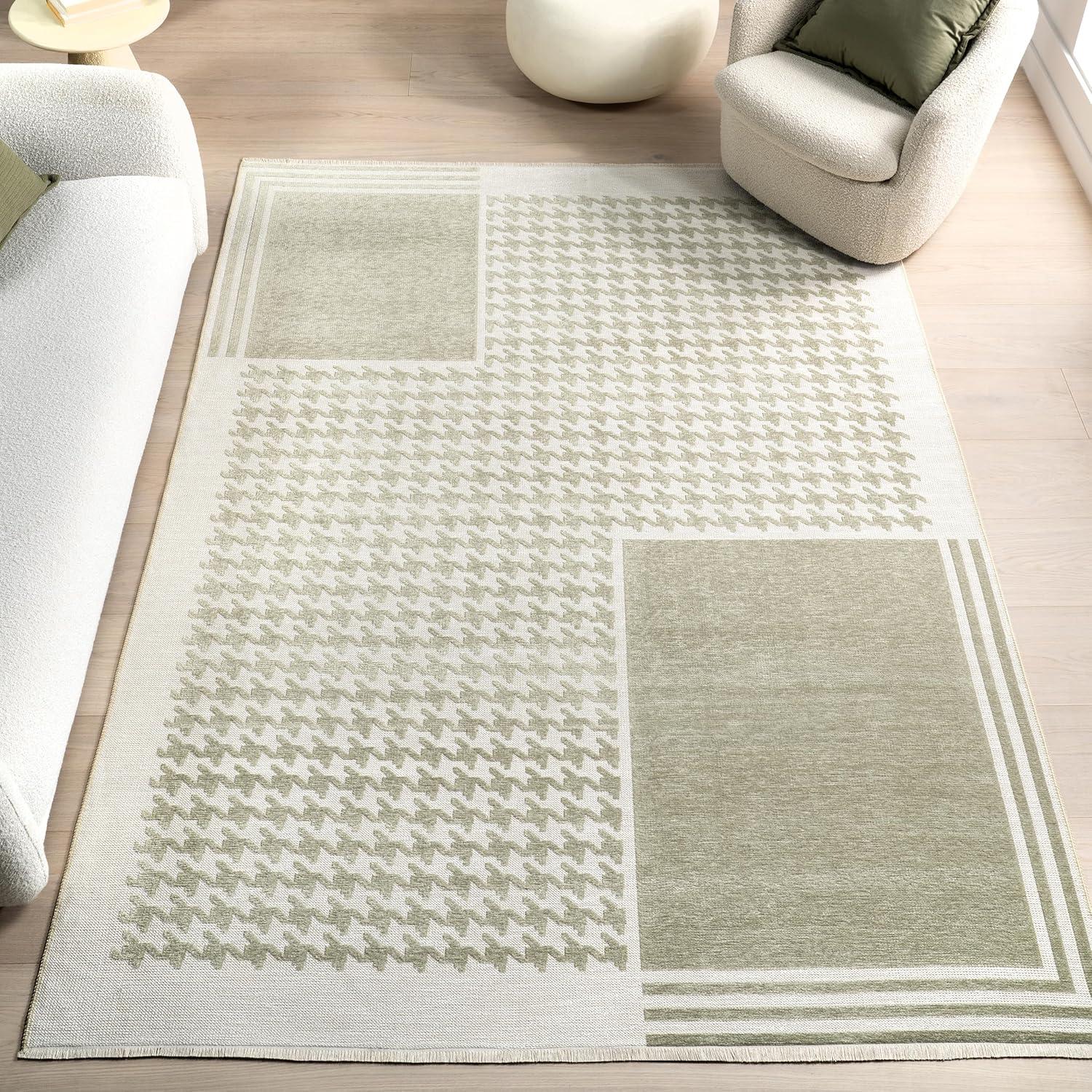 Green and White Geometric Reversible 4' x 6' Area Rug