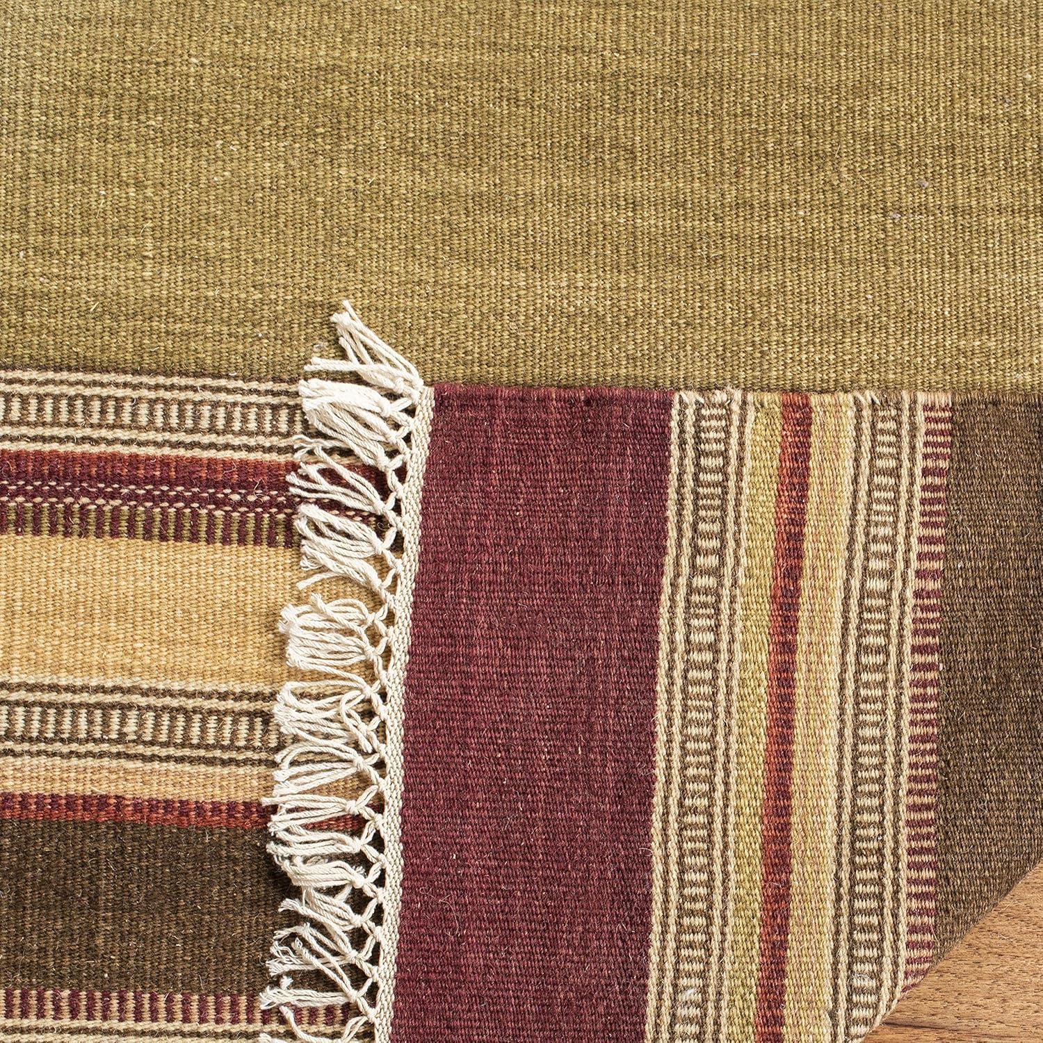 SAFAVIEH Striped Kilim STK313A Handwoven Red Rug