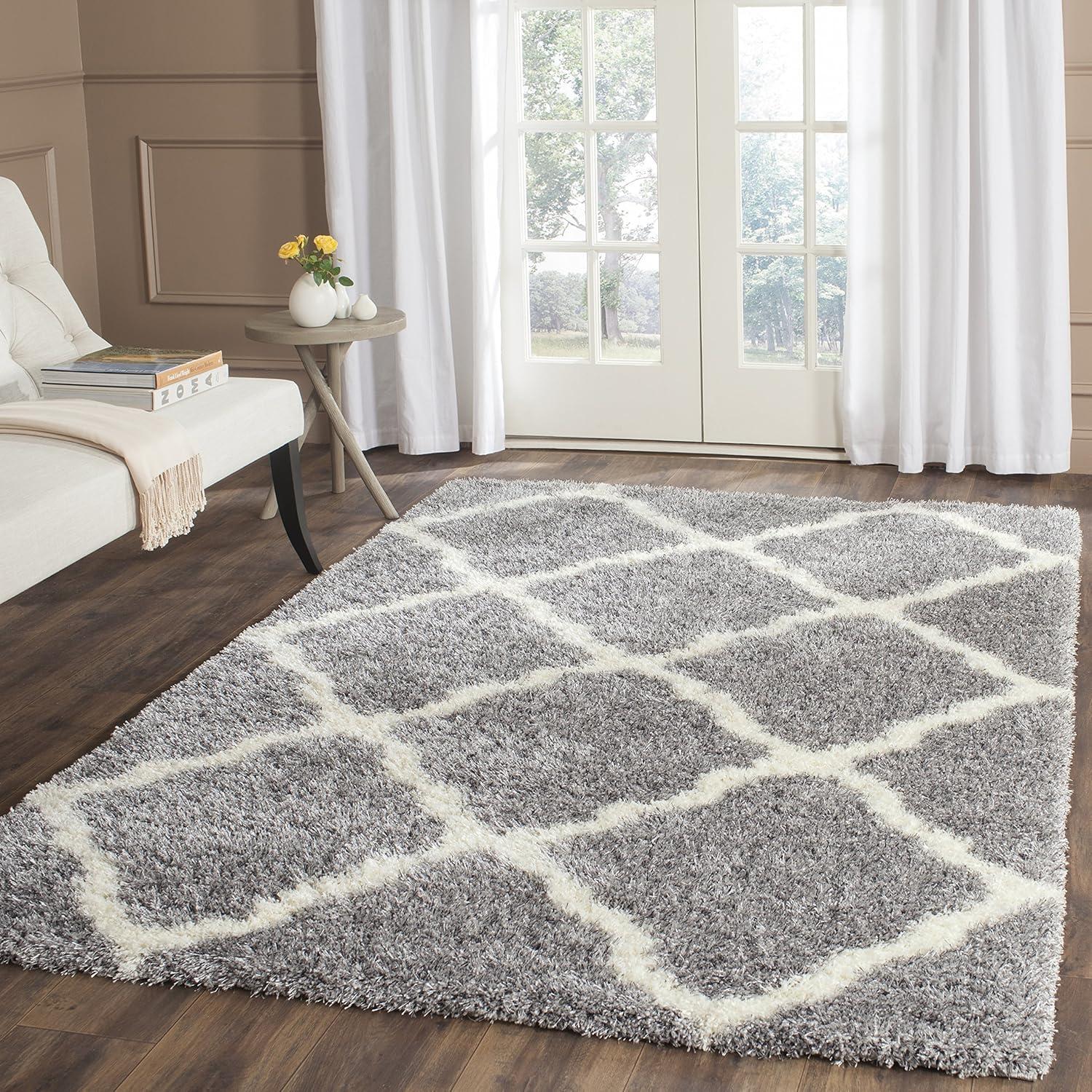 Montreal Shag SGM866 Power Loomed Indoor Accent Rug - Grey/Ivory - 3'x5' - Safavieh.