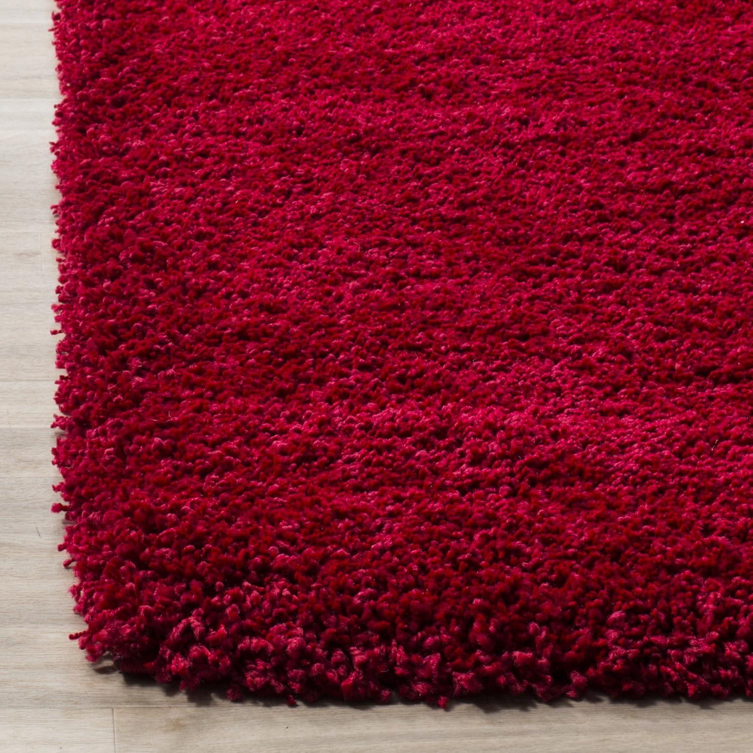 Shag SG180 Power Loomed Area Rug - Red - 4'x6' - Safavieh.