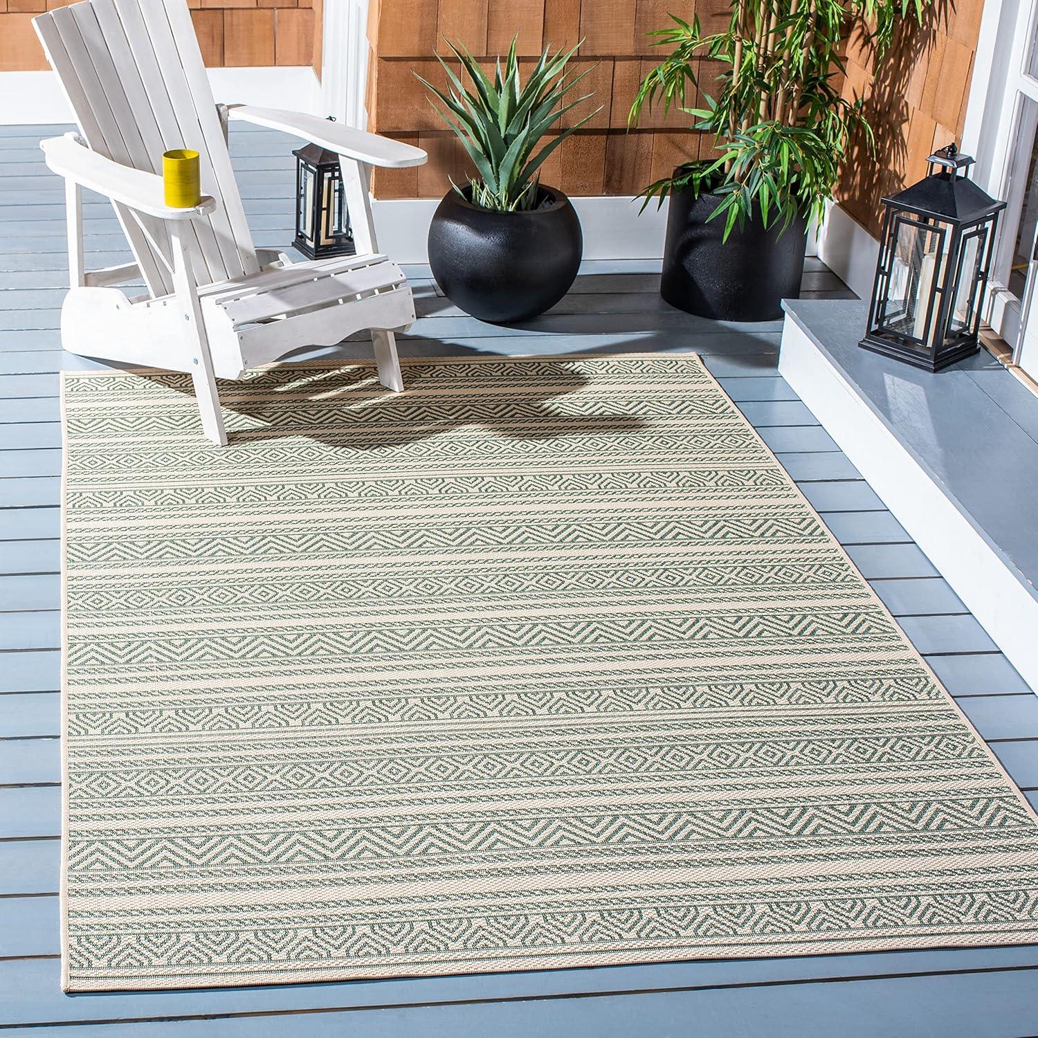 Courtyard CY6866 Power Loomed Indoor/Outdoor Area Rug  - Safavieh