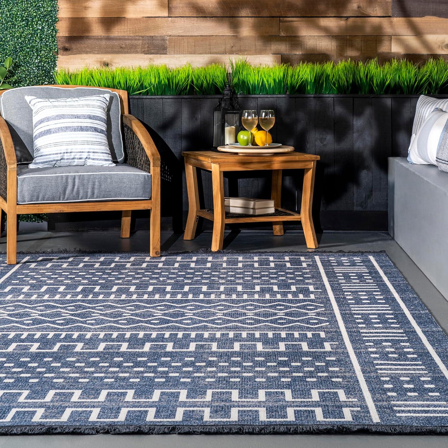 nuLOOM Outdoor Cora Area Rug