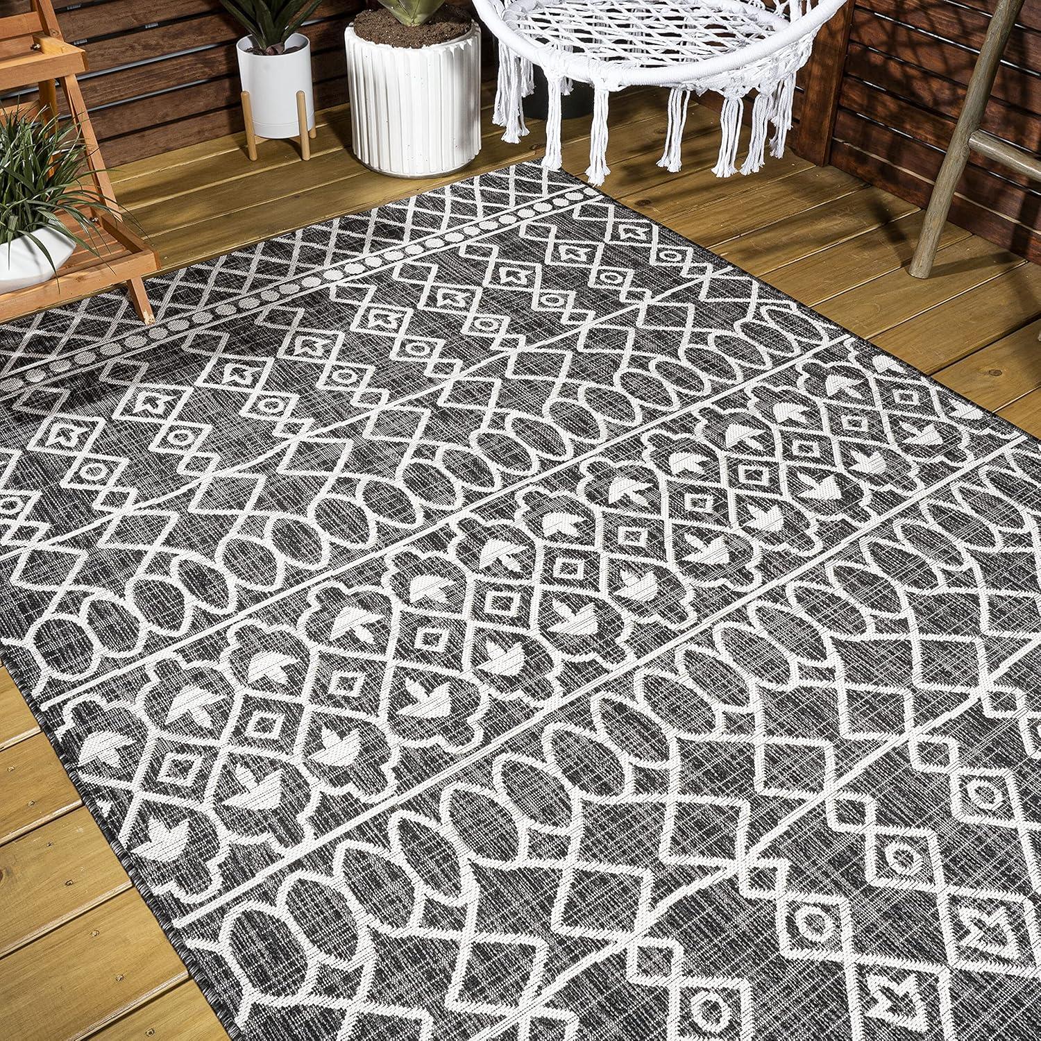 Kafel  Bohemian Indoor/Outdoor Area Rug  - JONATHAN Y