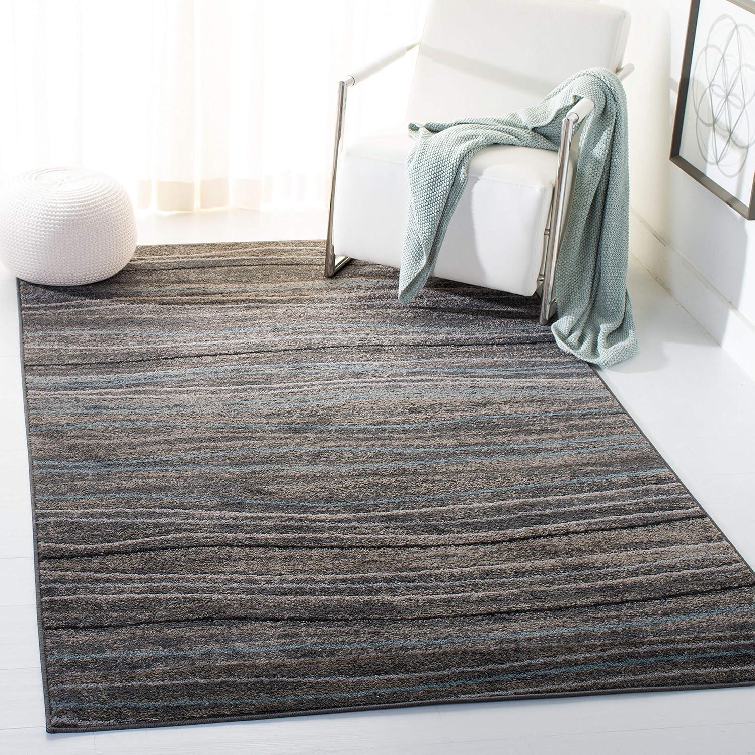 Amsterdam AMS111 Power Loomed Indoor Area Rug - Silver/Beige - 4'x6' - Safavieh