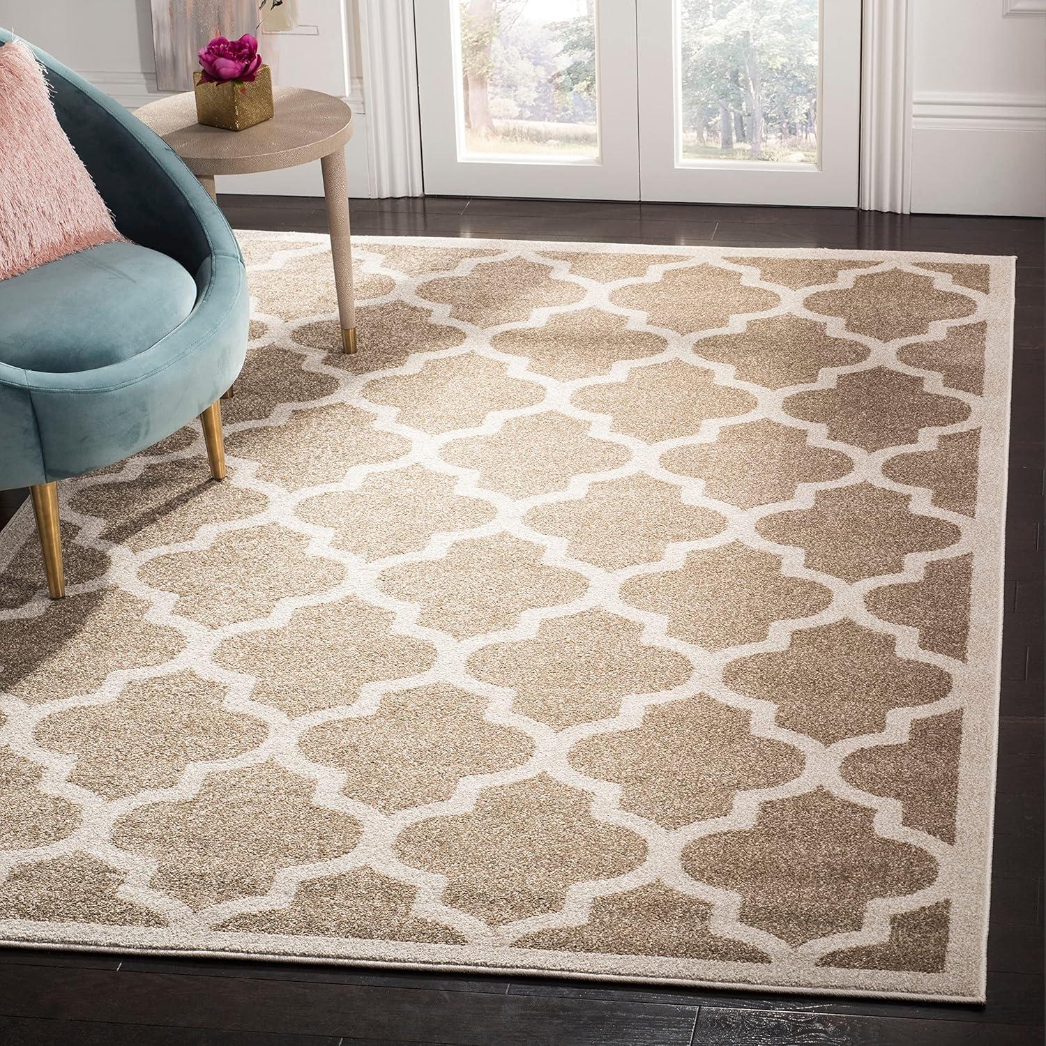 SAFAVIEH Amherst Roderick Geometric Area Rug, Beige/Light Grey, 6' x 9'