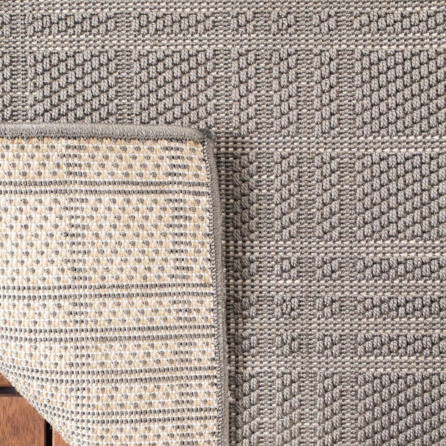 SAFAVIEH Bermuda Lavern Geometric Machine Washable Indoor/Outdoor Area Rug, Grey, 5'3" x 5'3" Square