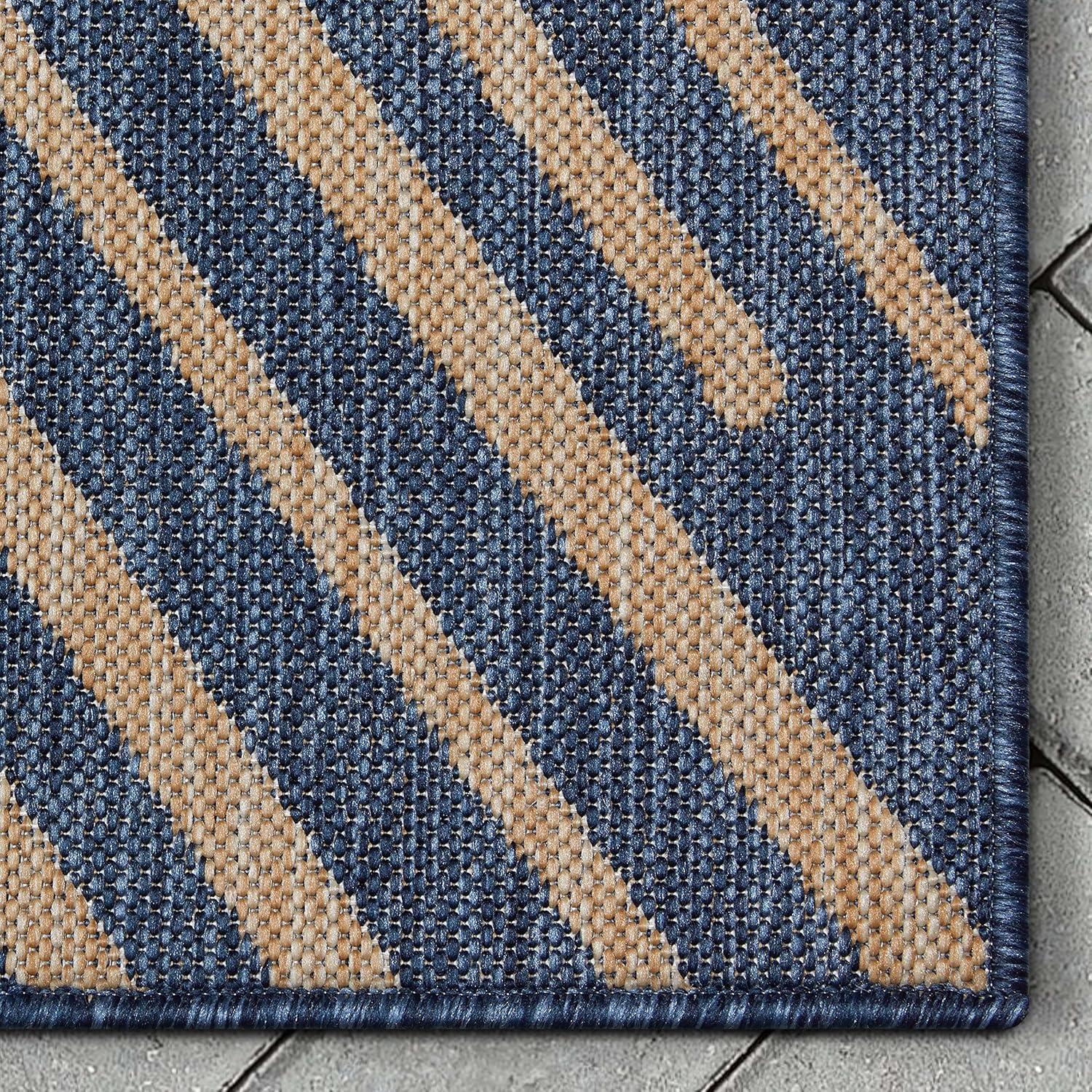 Well Woven Kesia Modern Stripes Indoor/Outdoor Gray Flat-Weave Rug