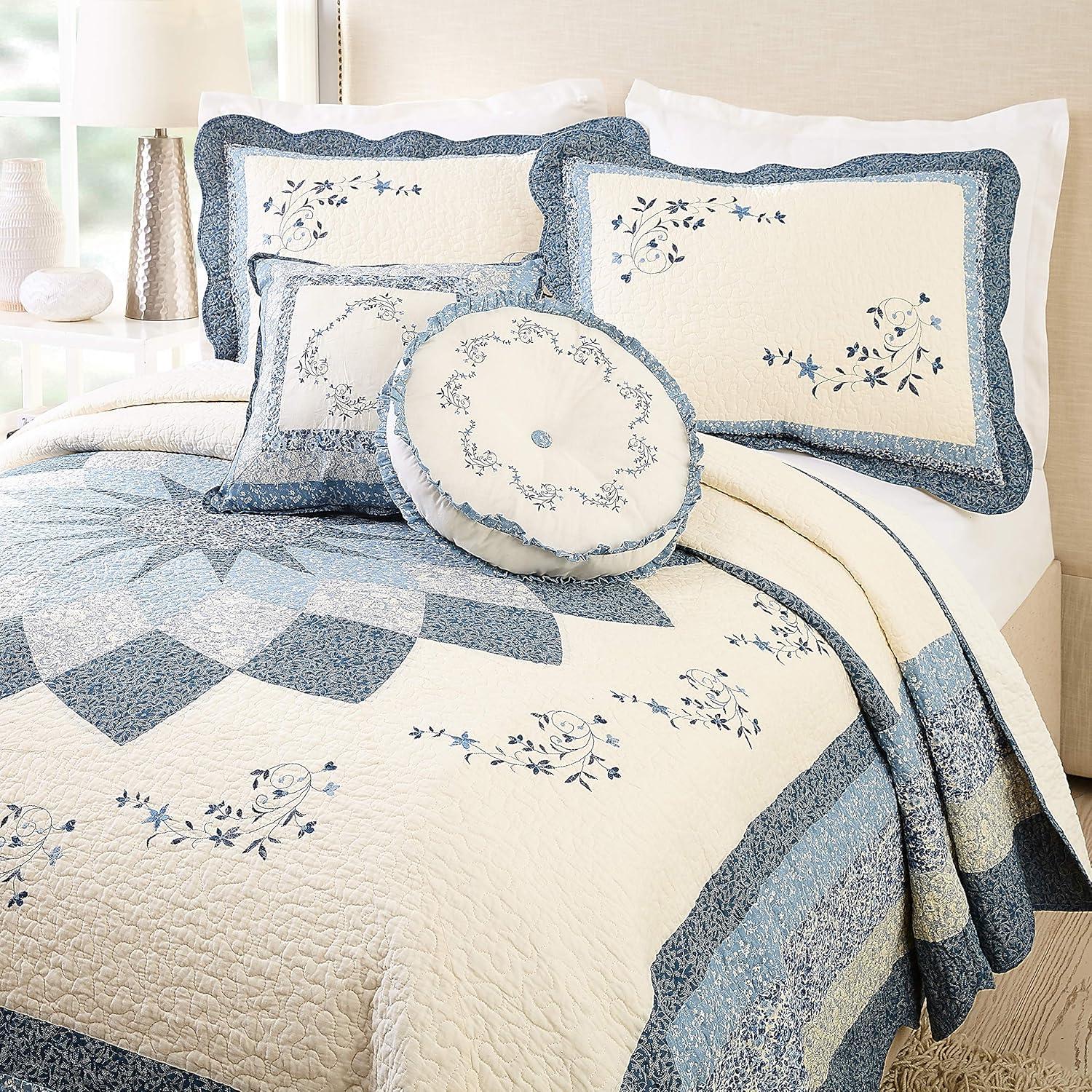 Modern Heirloom Queen Charlotte Bedspread Blue: Floral Pattern, Machine Washable, Plain Weave