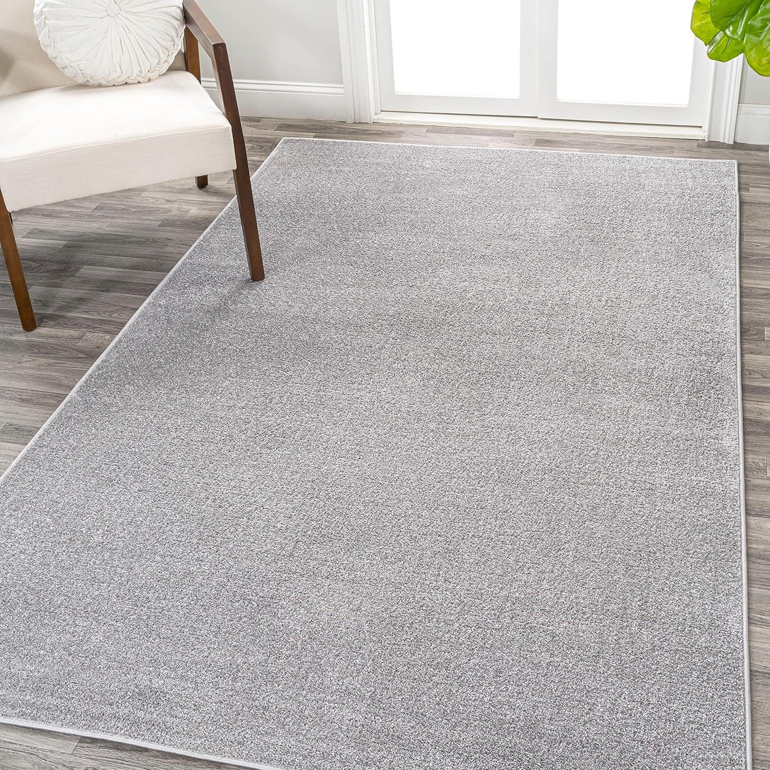 5'x8' Haze Solid Low-Pile Area Rug, Light Gray - JONATHAN Y