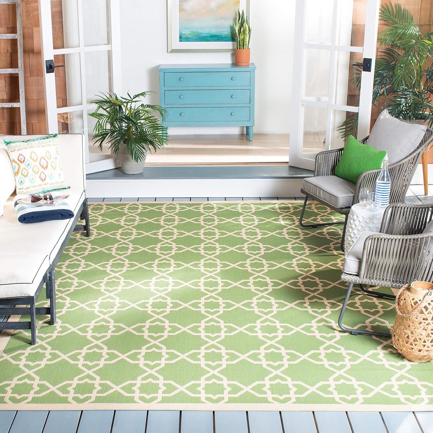 SAFAVIEH Courtyard Carol Geometric Indoor/Outdoor Area Rug, 5'3" x 7'7", Green/Beige