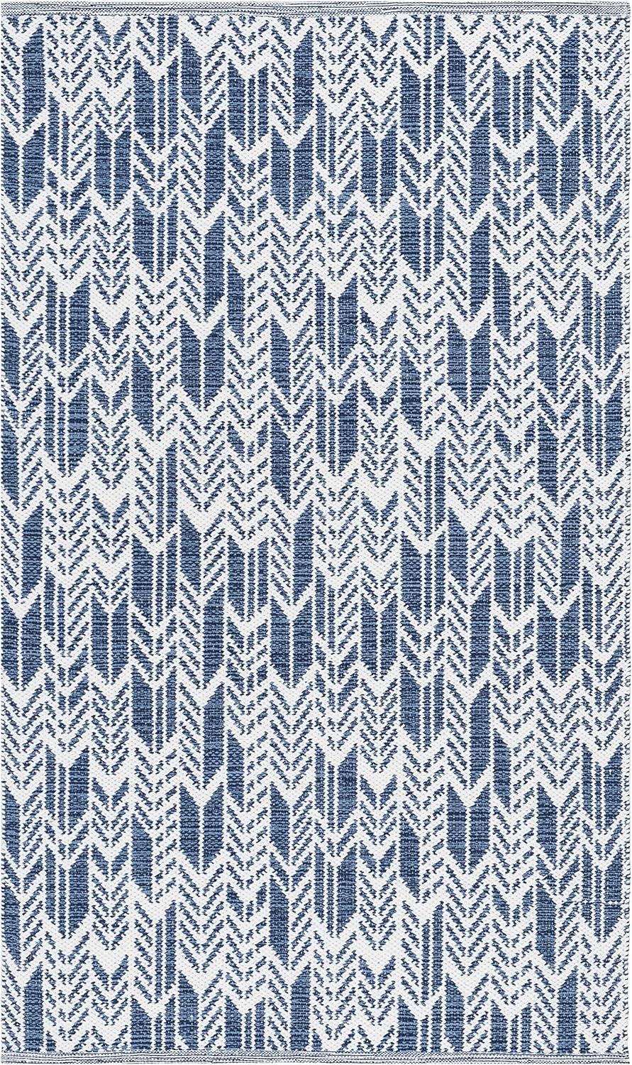 Montauk MTK609 Hand Woven Indoor Accent Rug - Navy/Ivory - 3'x5' - Safavieh