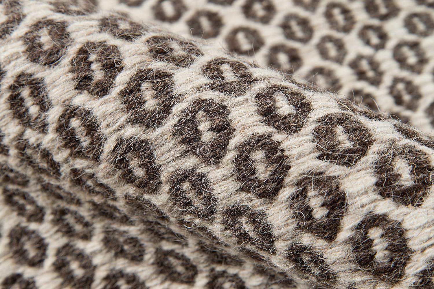Momeni Rugs Mesa Collection, 100% Wool Hand Woven Flatweave Transitional Area Rug, 3'6" x 5'6", Brown