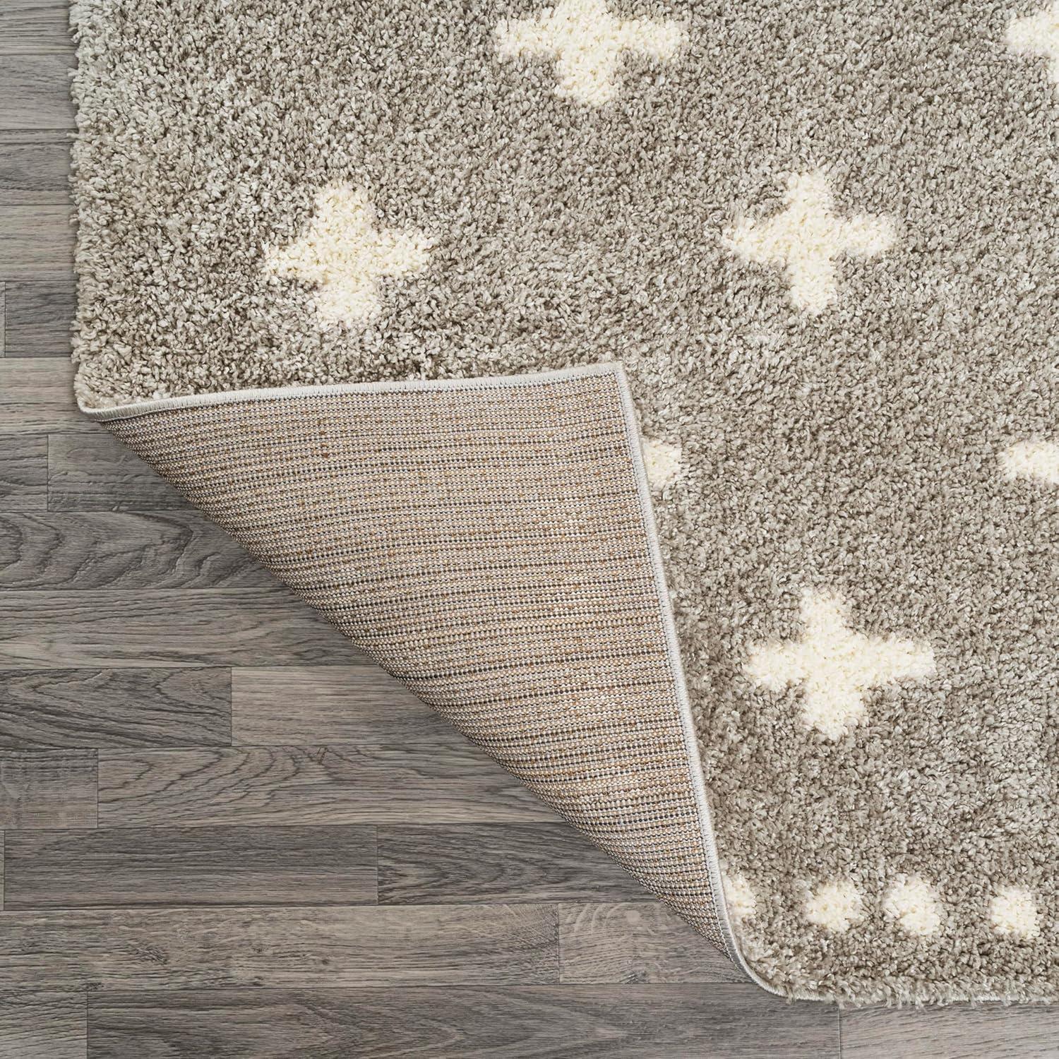 Cristo Berber Geometric Shag Indoor Area Rug - JONATHAN Y