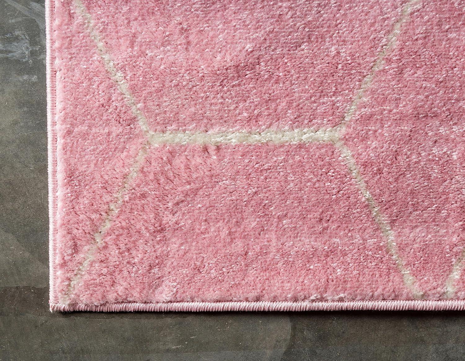 Unique Loom 8' 0 x 10' 0 Trellis Frieze Geometric Light Pink Area Rug
