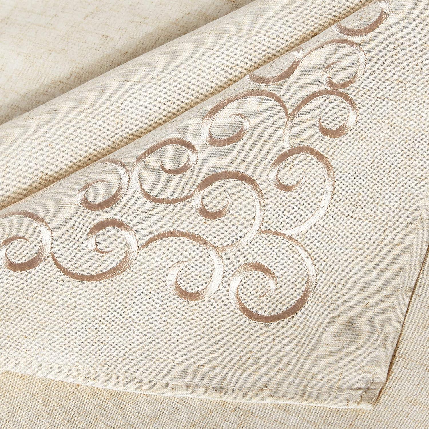 Saro Lifestyle Delicate Embroidered Design Tablecloth