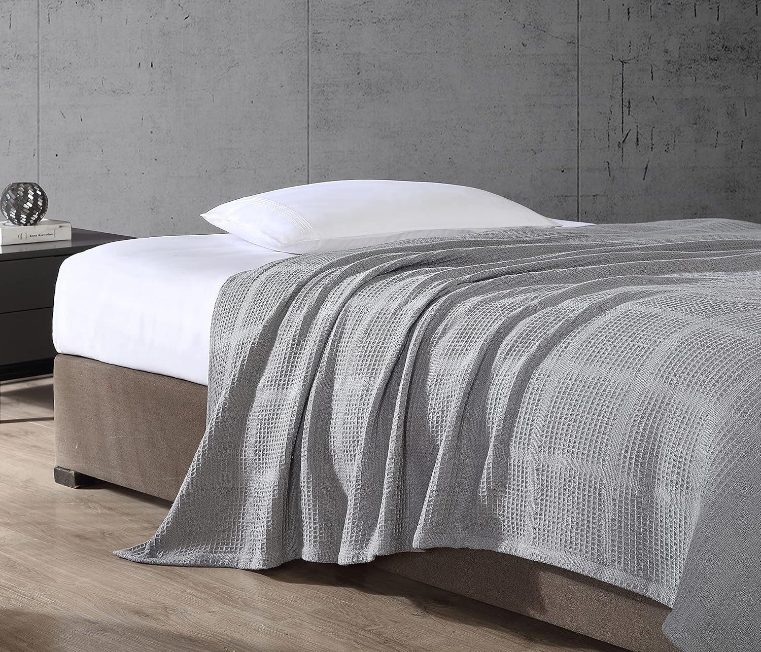 Kenneth Cole Kenneth Cole Waffle Grid Solid Cotton Blanket