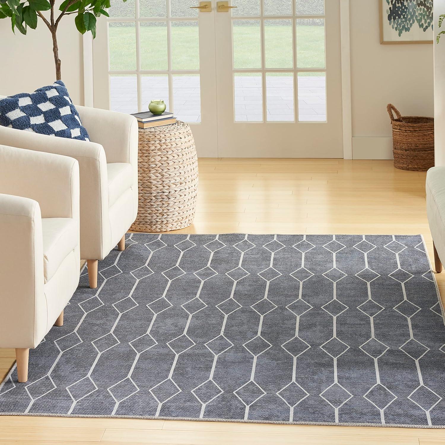 Pymble Geometric Machine Washable Area Rug in Navy Blue