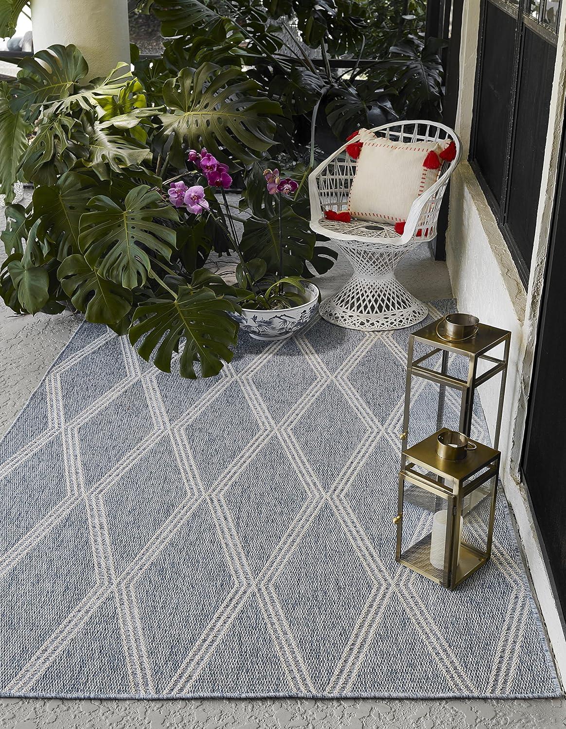 Blue Geometric Flat Woven Synthetic Indoor/Outdoor Rug 2' x 3'