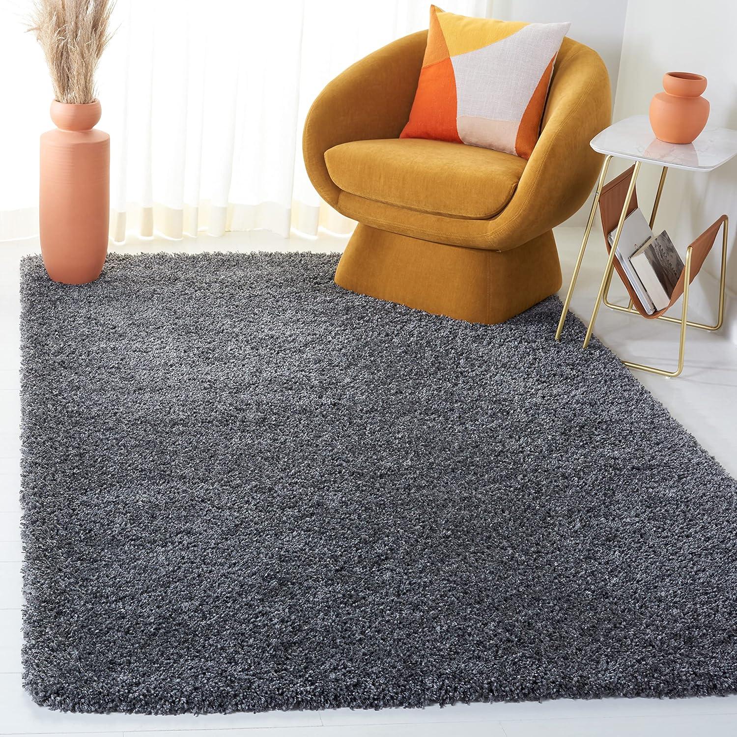 SAFAVIEH Santa Monica Chelsey Solid Shag Area Rug, Dark Grey, 6'7" x 6'7" Square