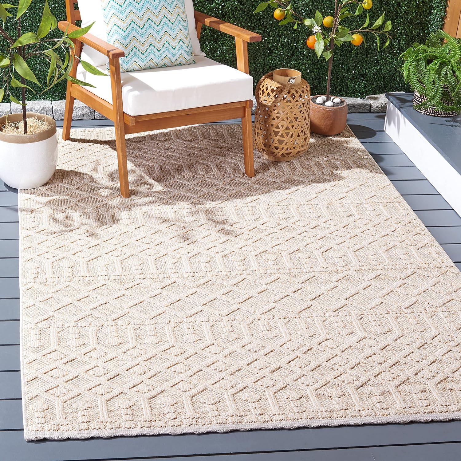 Beige and Ivory Geometric Washable Indoor/Outdoor Rug