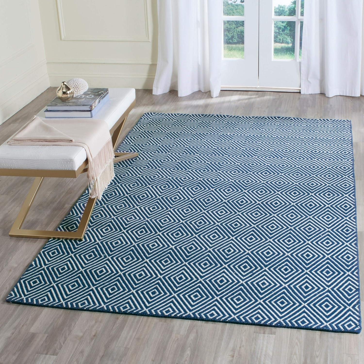 SAFAVIEH Wilton Donella Geometric Diamonds Area Rug, Navy/Ivory, 4' x 6'