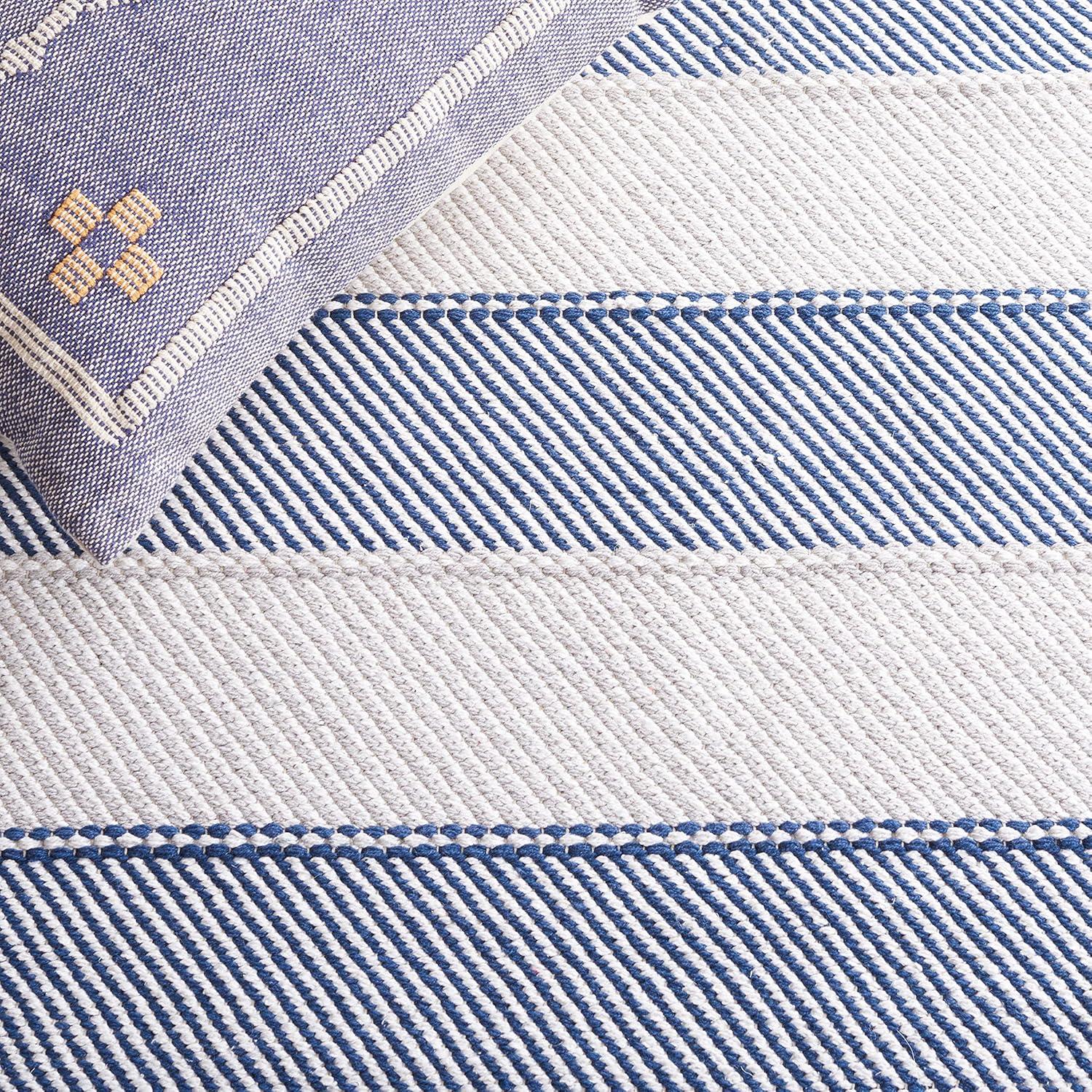 Striped Kilim STK803 Flat Weave Area Rug - Grey/Blue - 5'x8' - Safavieh