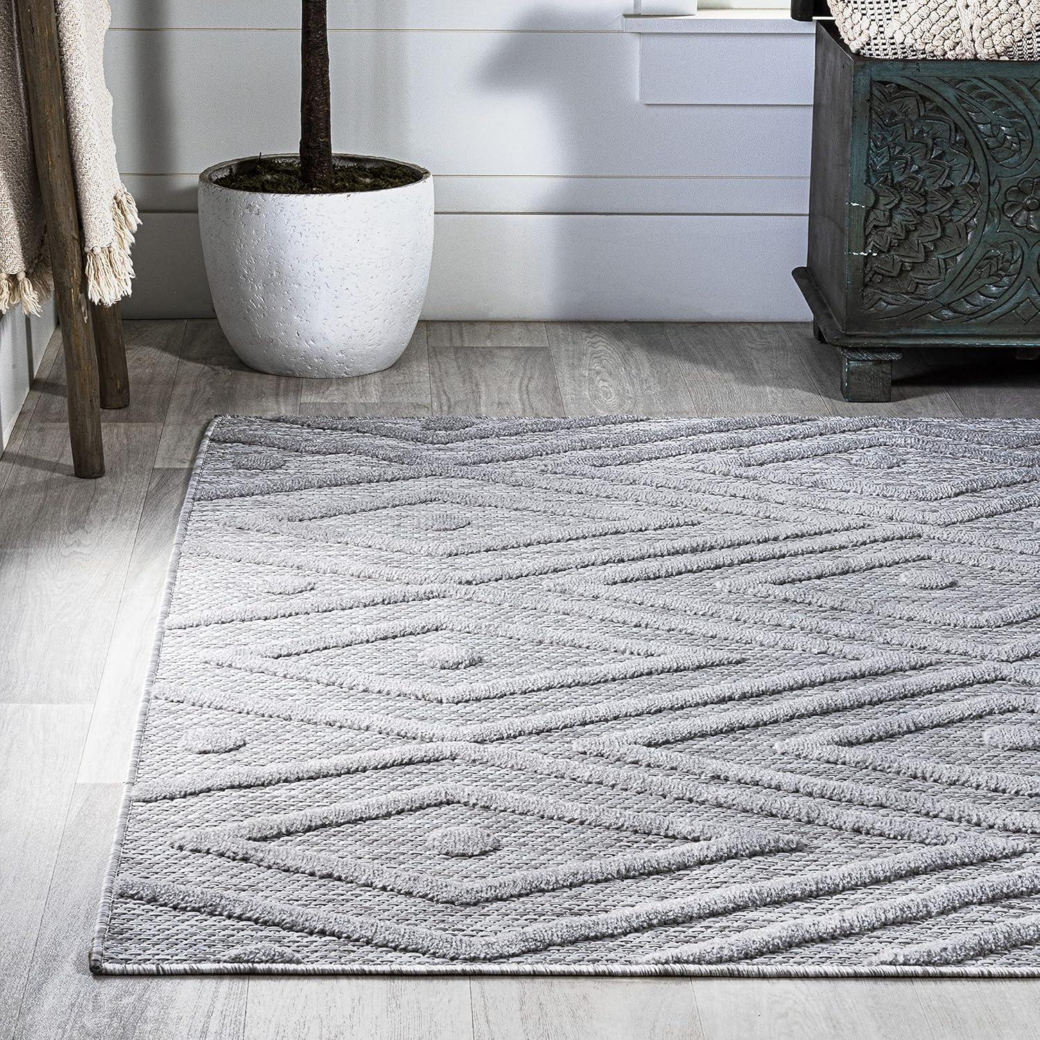 5'x8' Balansat Moroccan Diamond Indoor/Outdoor Area Rug, Light Gray - JONATHAN Y