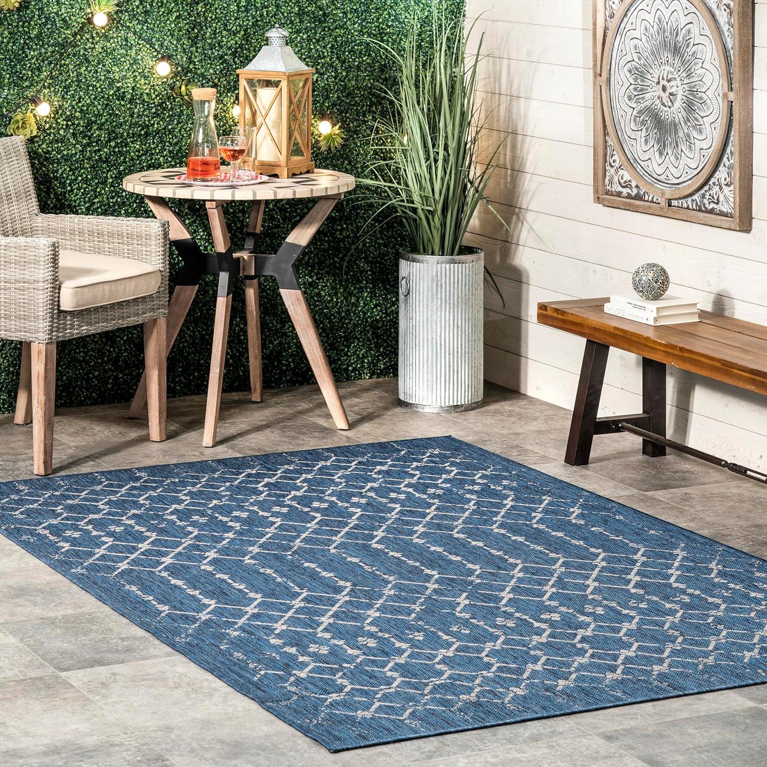 Nuloom Grayson Moroccan Trellis Indoor and Outdoor Area Rug