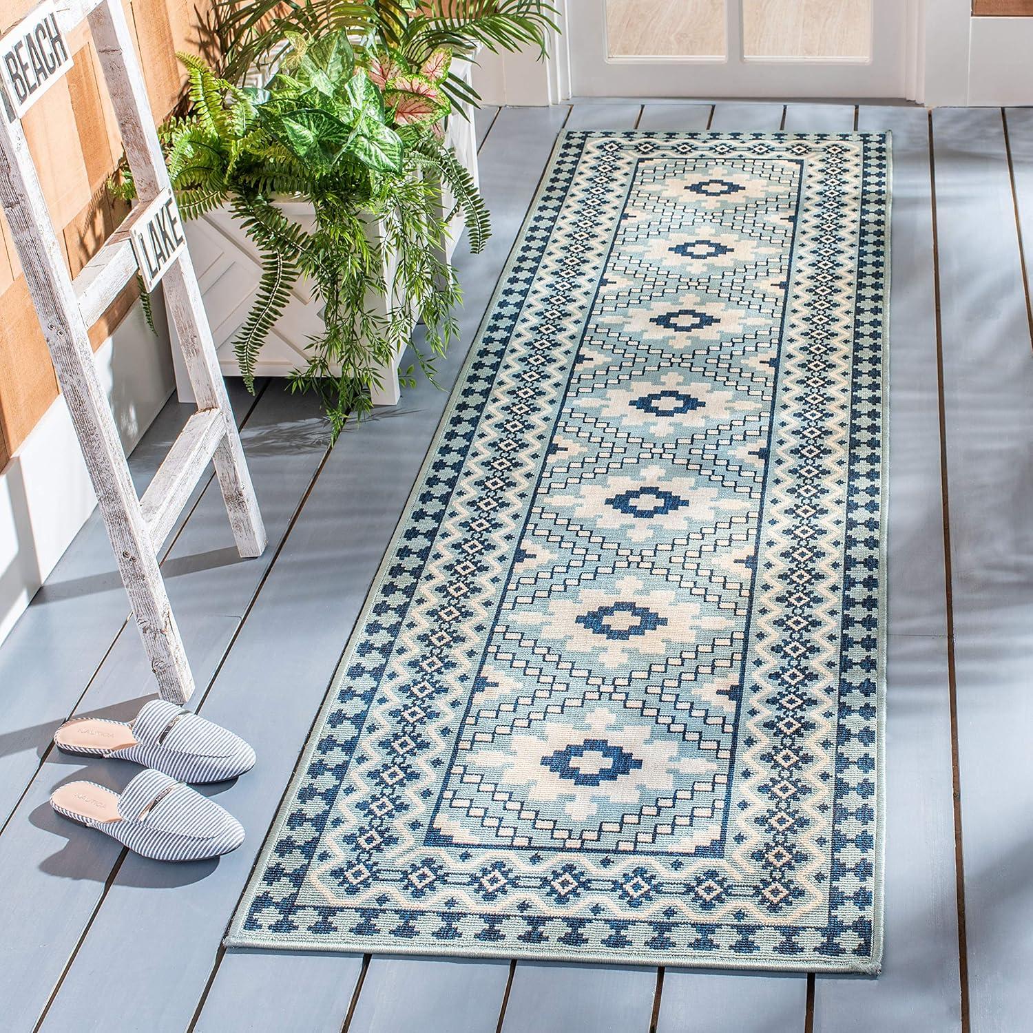 SAFAVIEH Veranda Magna Southwestern Indoor/Outdoor Runner Rug, 2'3" x 6', Ivory/Blue