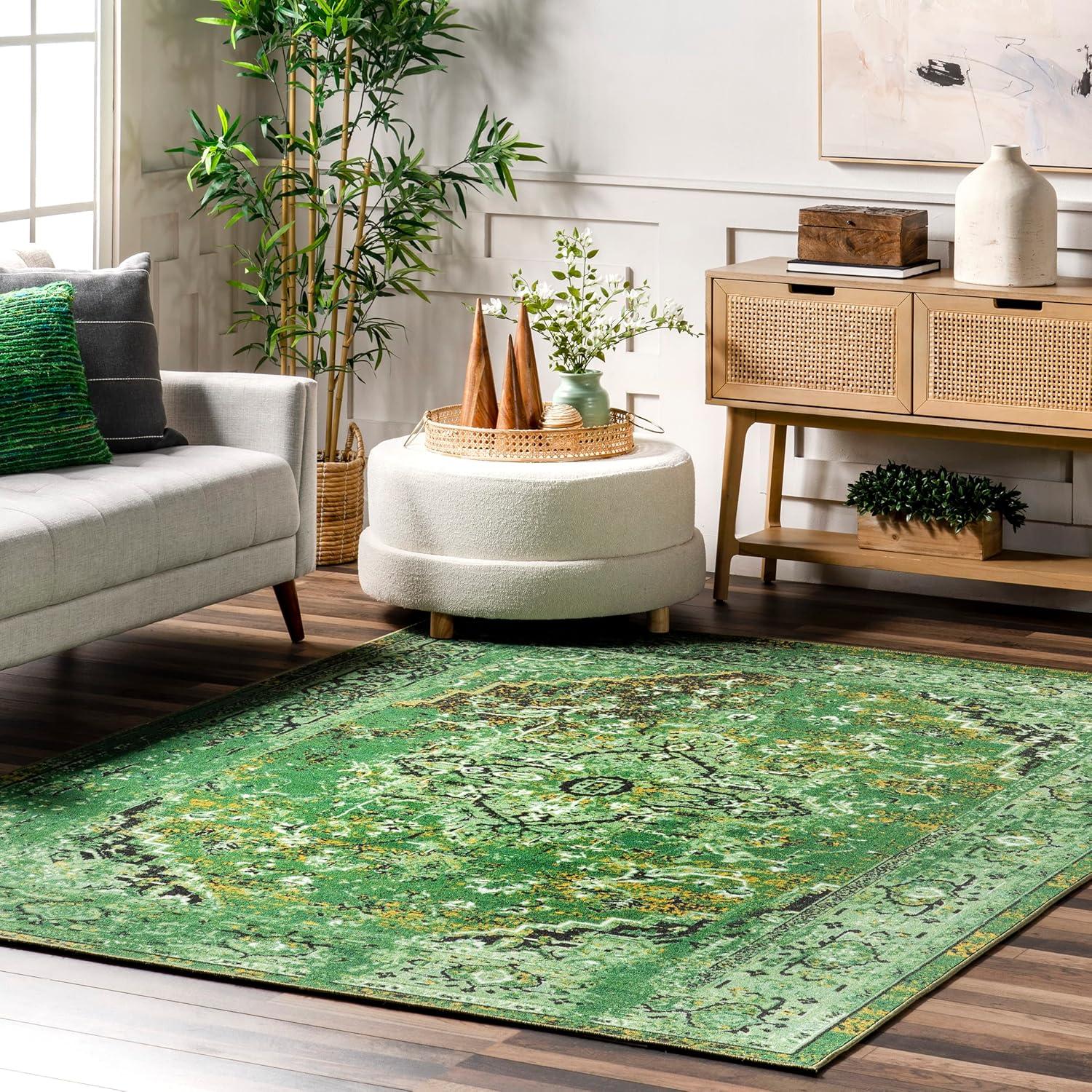 Loomed Vintage Green Synthetic 3'x5' Tufted Area Rug