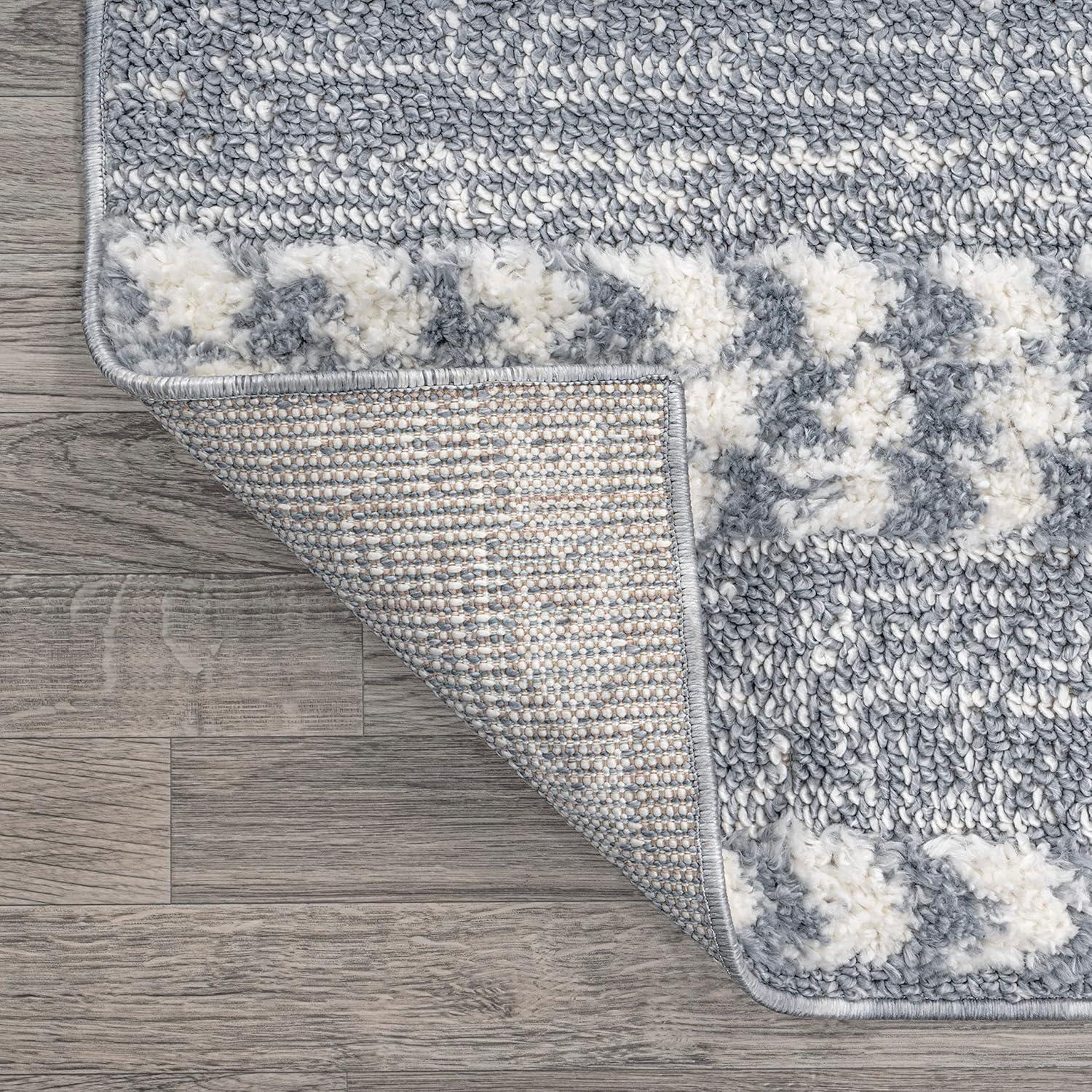 4' x 6' Sofie Moroccan Trellis High-Low Area Rug, Gray/Cream - JONATHAN Y
