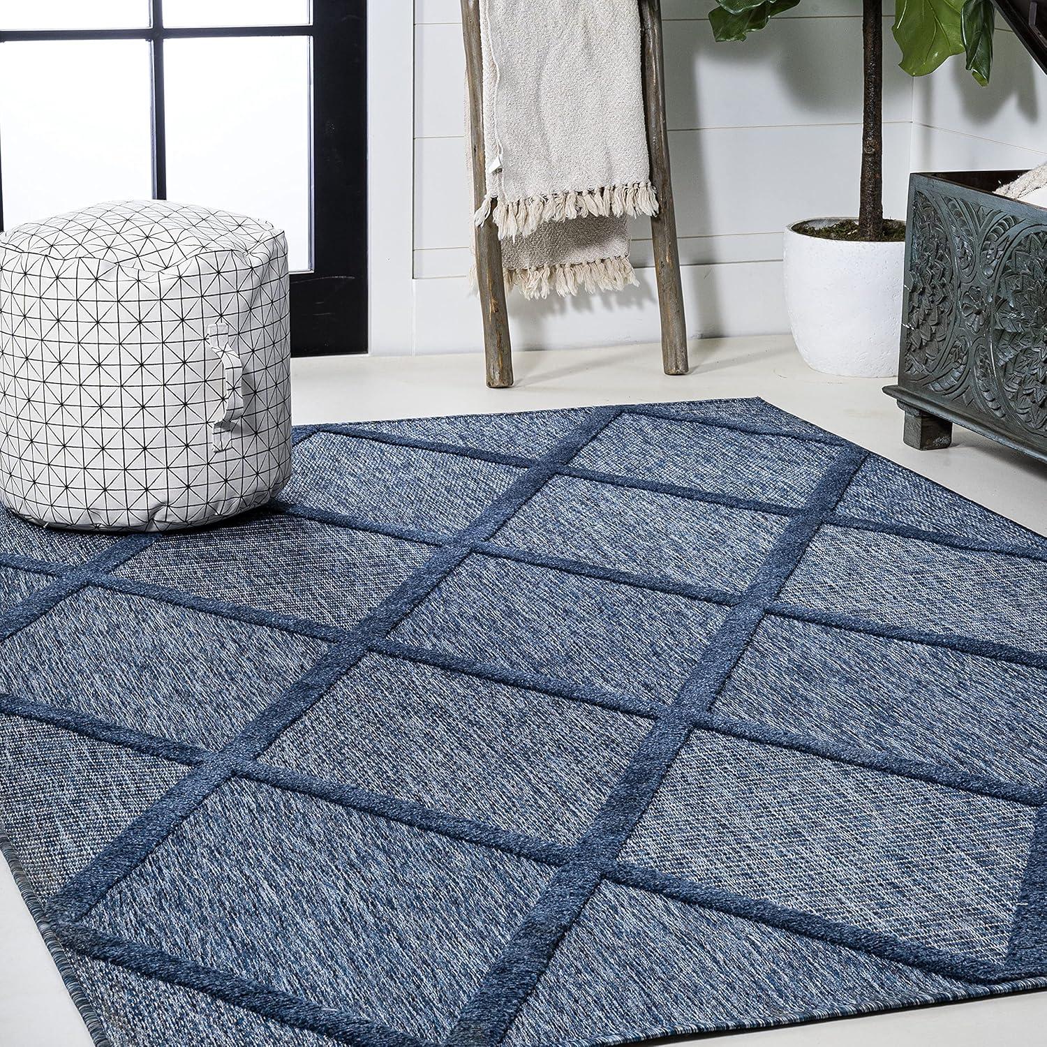 Salines Diamond Trellis Indoor/Outdoor Area Rug - JONATHAN Y