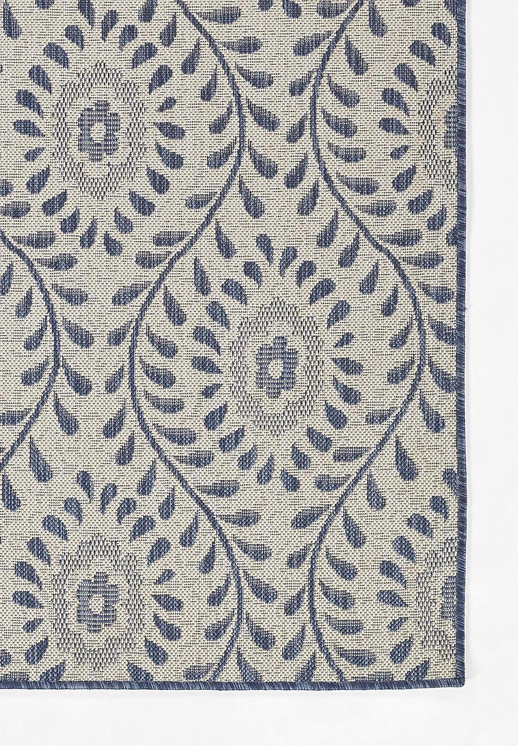 Momeni Riviera Transitional Blue Indoor Outdoor Rug 6'6" X 9'