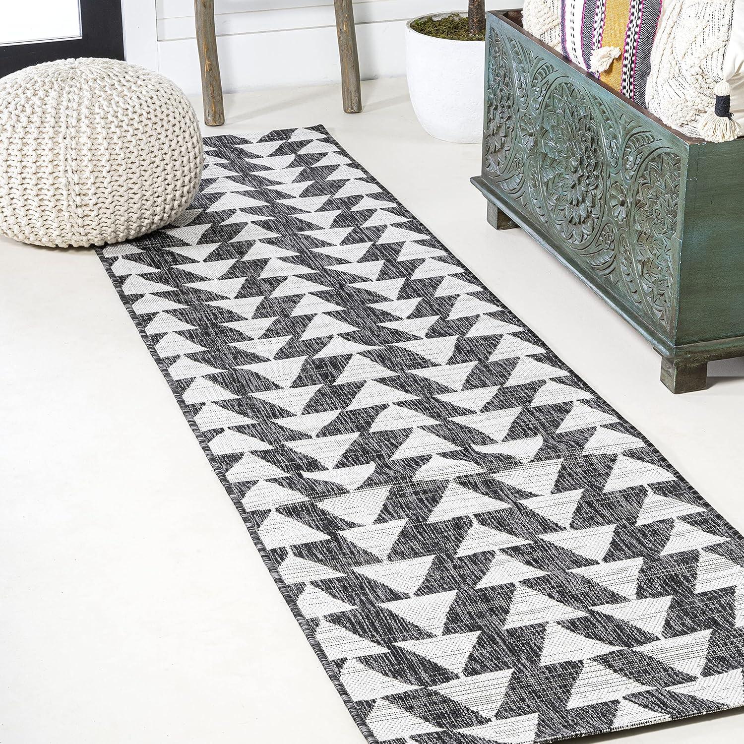 Andratx Modern  Geometric Indoor/Outdoor Area Rug - JONATHAN Y